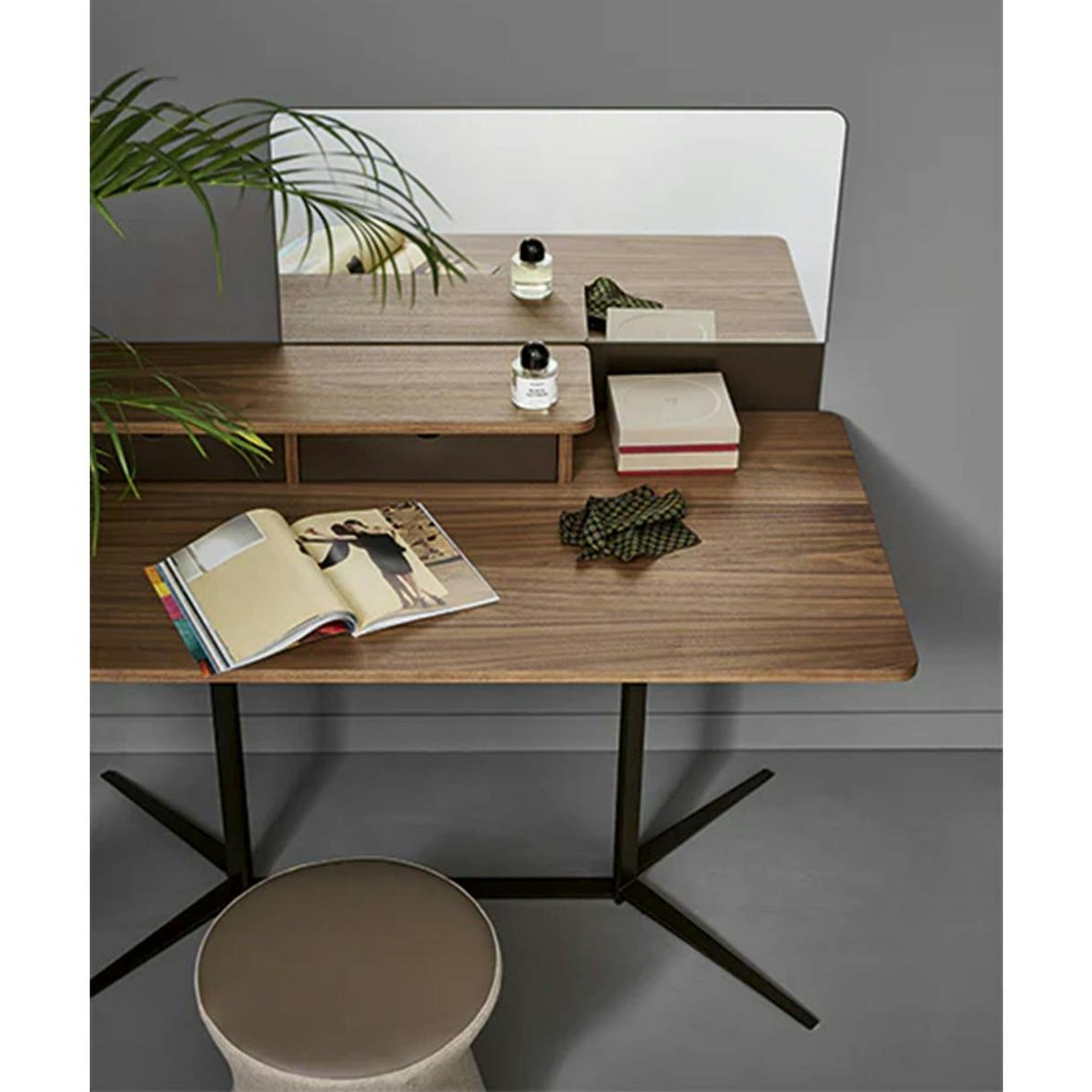 Nelson Desk gallery detail image