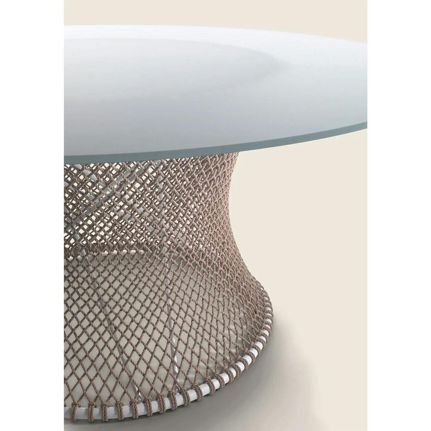 Oasis Outdoor Dining Table By Flexform gallery detail image