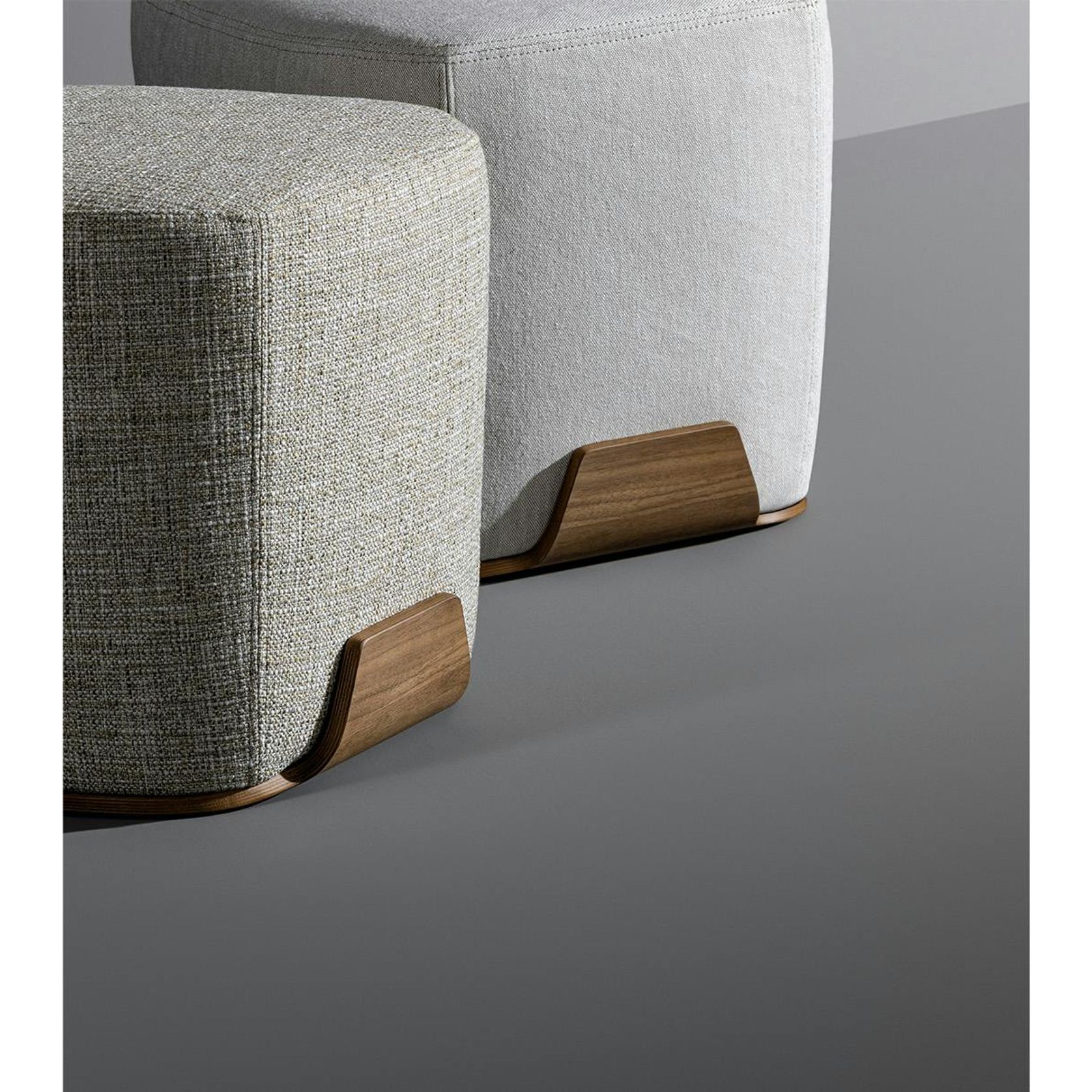 Olos Pouf gallery detail image