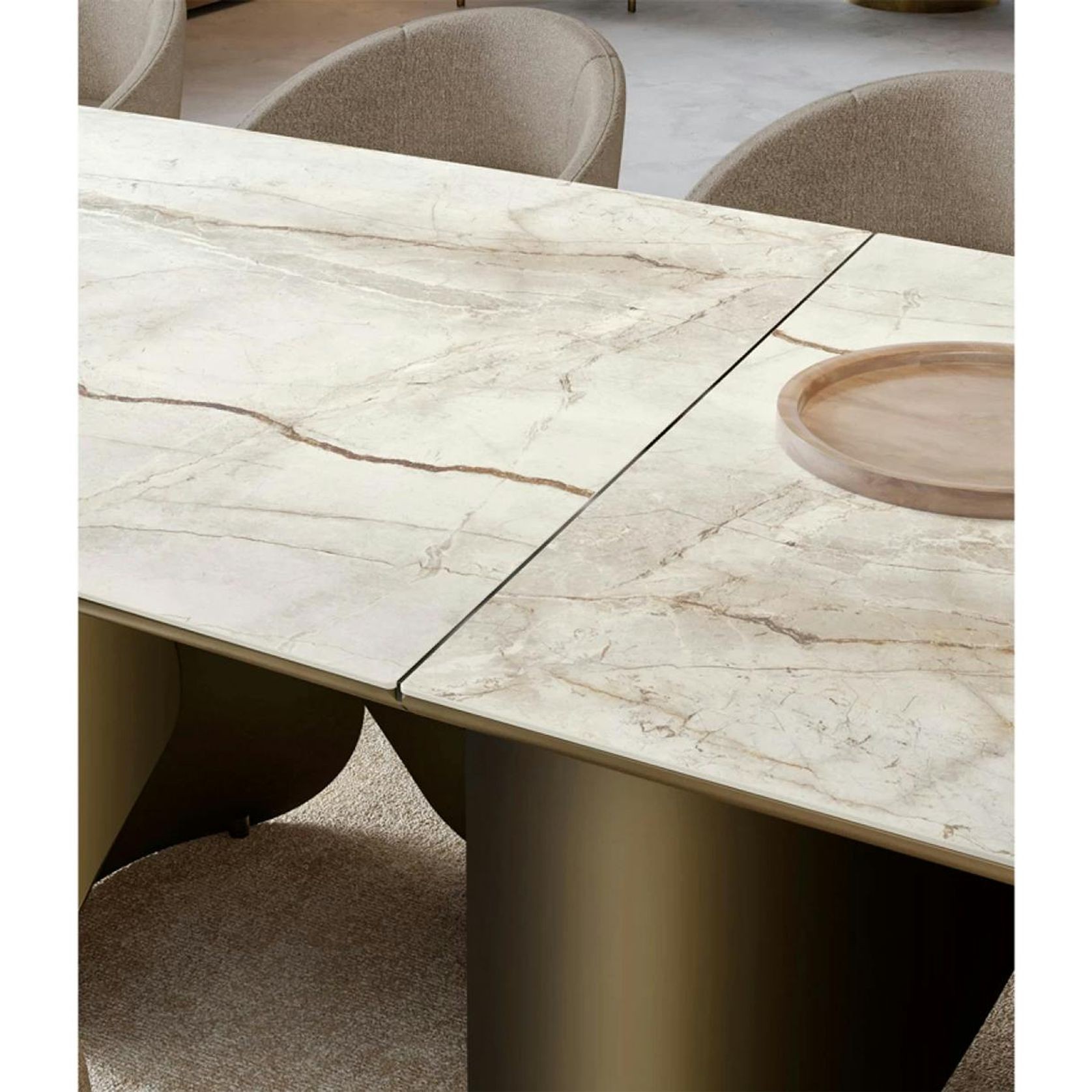 Onda Xl Dining Table gallery detail image