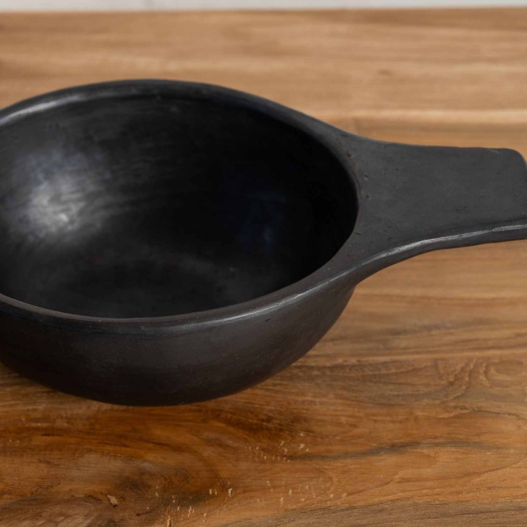 Pari Bowl with Handle gallery detail image