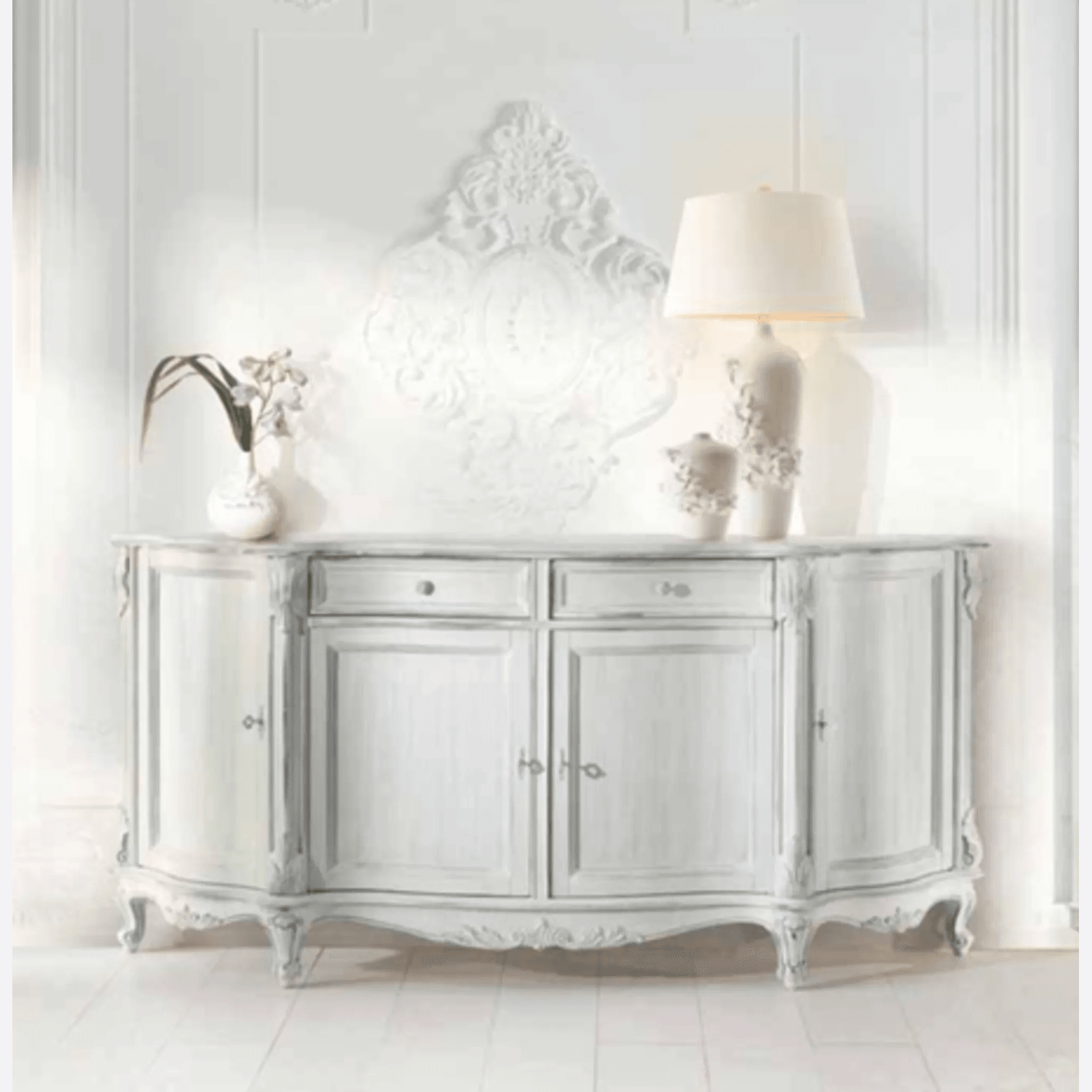 18221 Sideboard gallery detail image