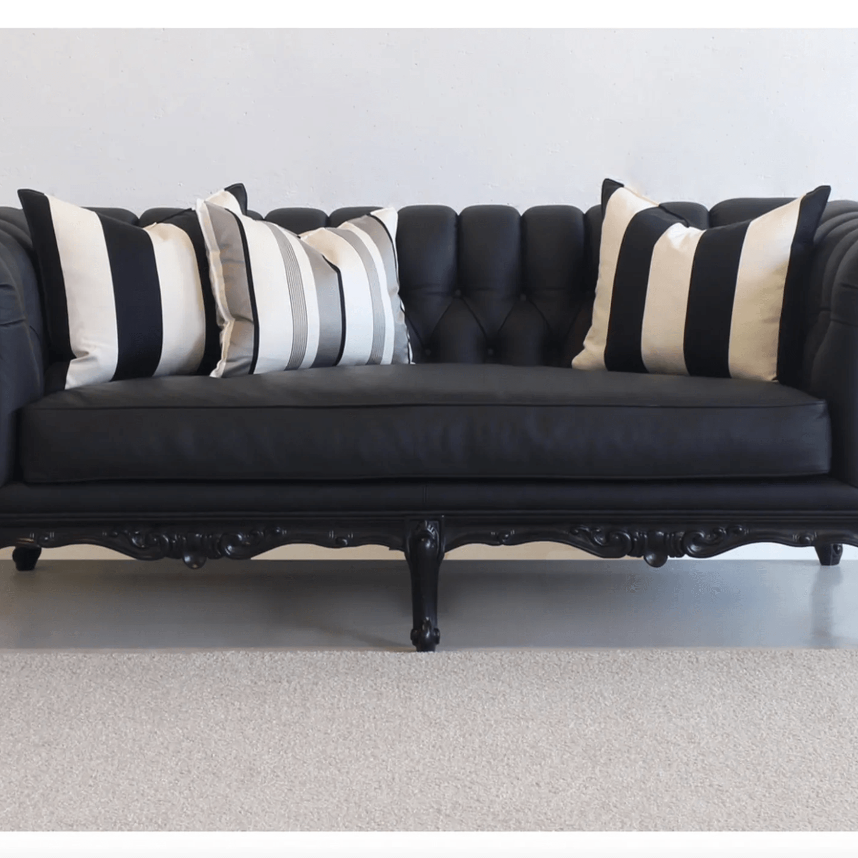 Sansone Classic Sofa gallery detail image