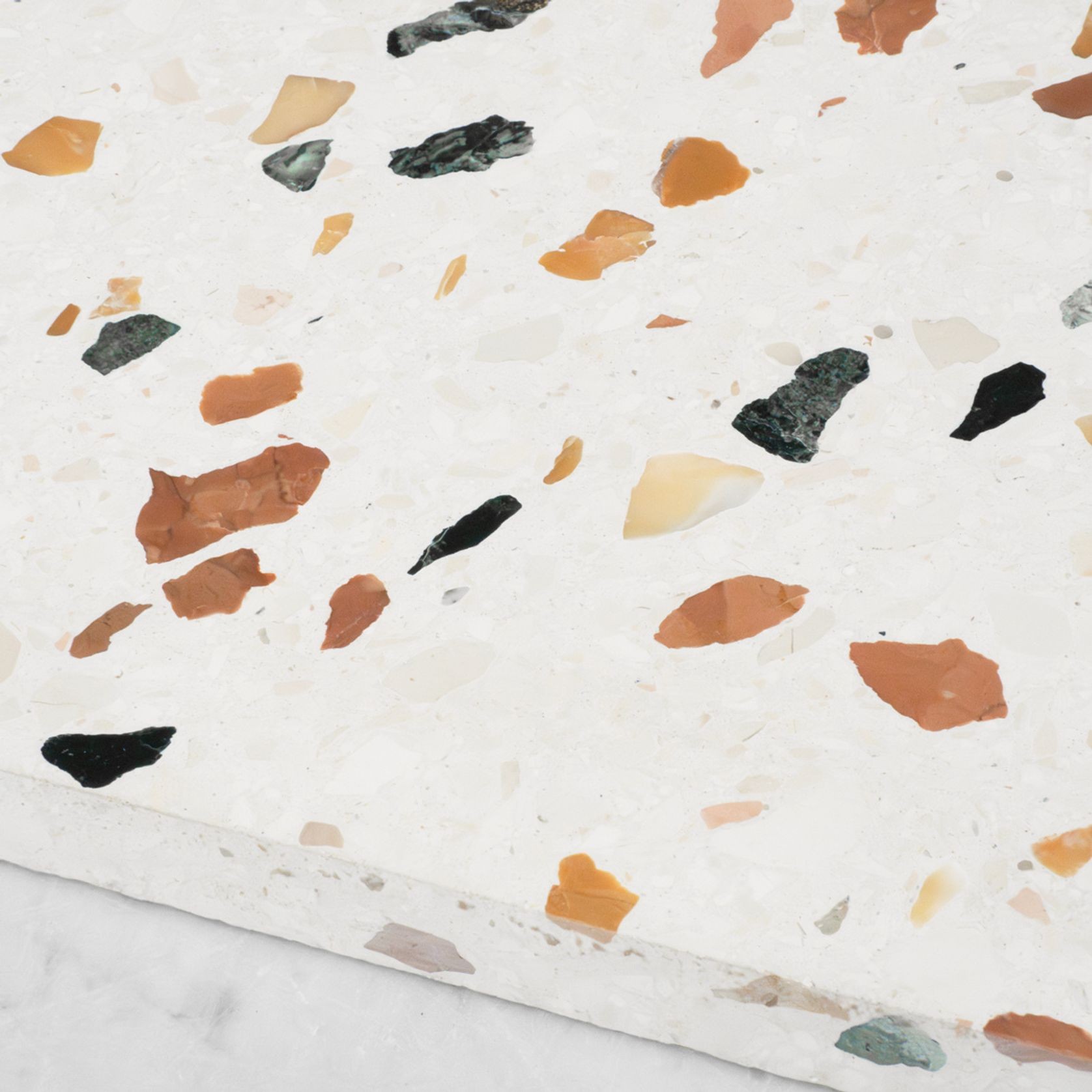 Minerva Colore gallery detail image