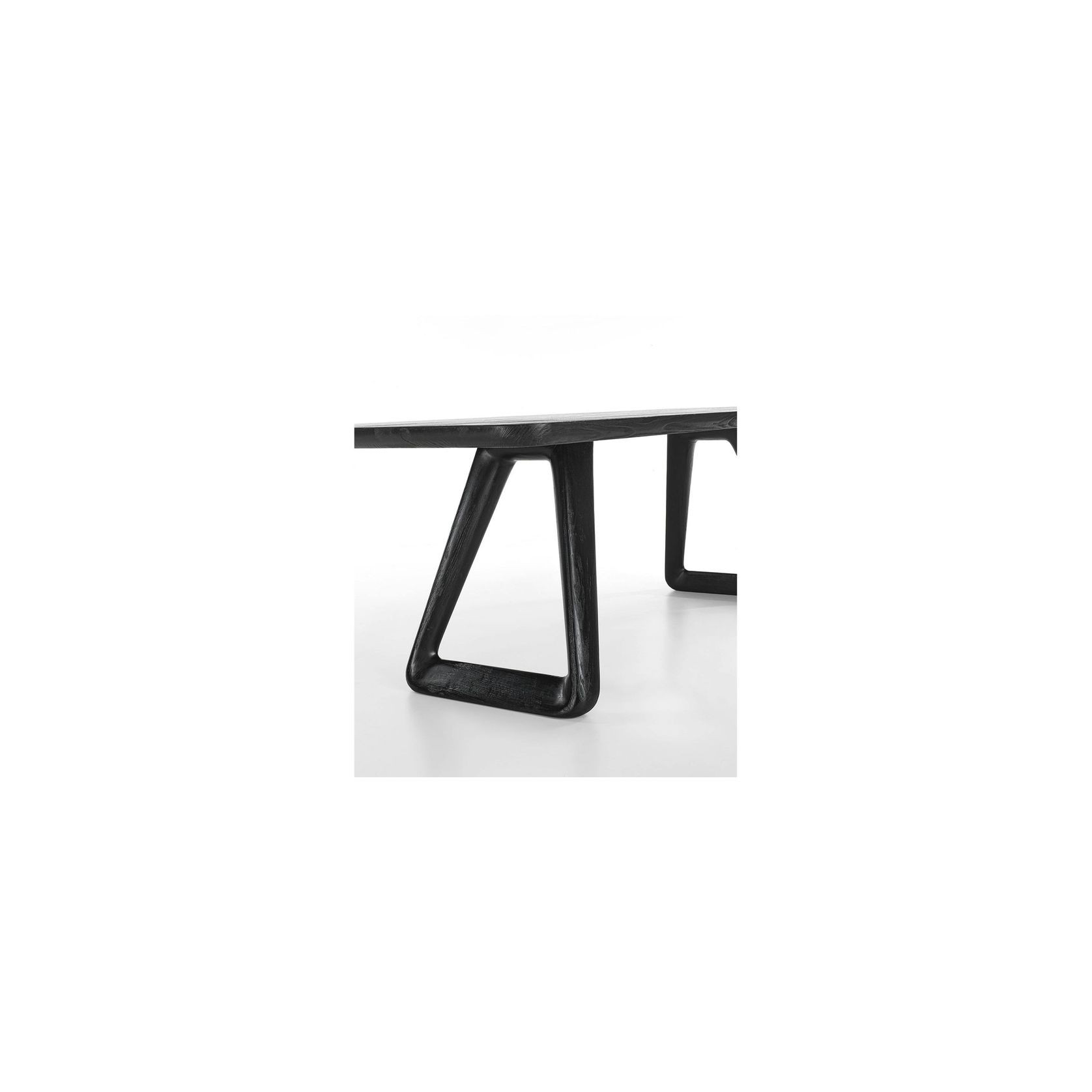Sospiro Dining Table gallery detail image