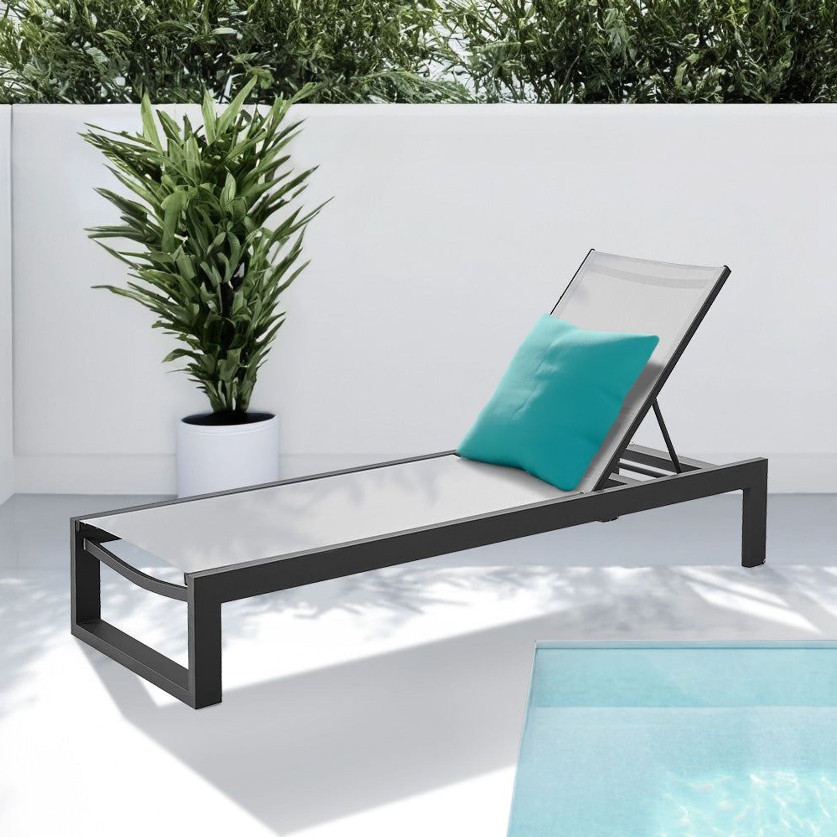 Skylark Batyline Sun Lounger gallery detail image