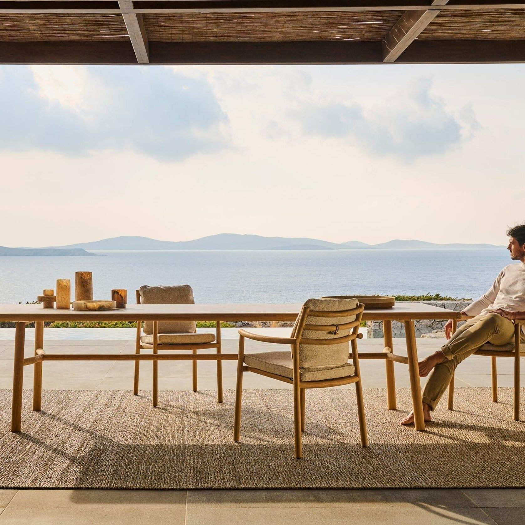 Ukiyo Dining Table gallery detail image