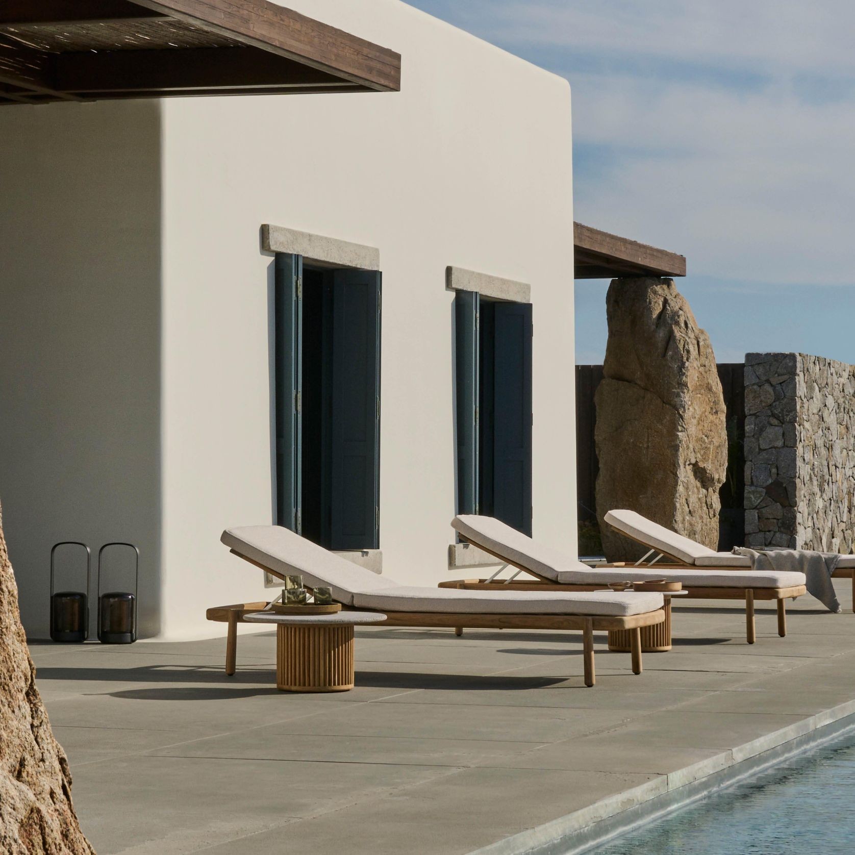 Ukiyo Lounger gallery detail image