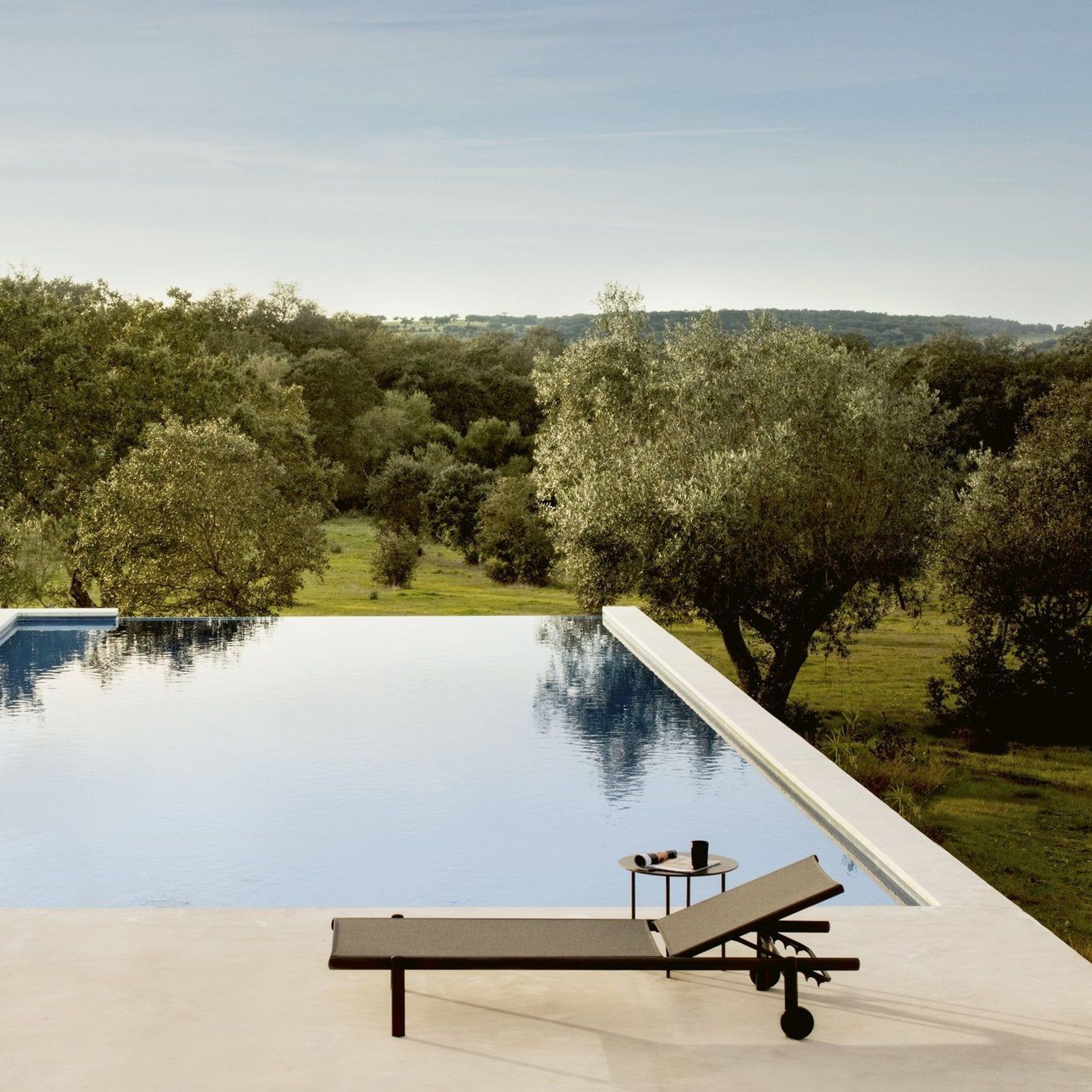 UP Lounger gallery detail image