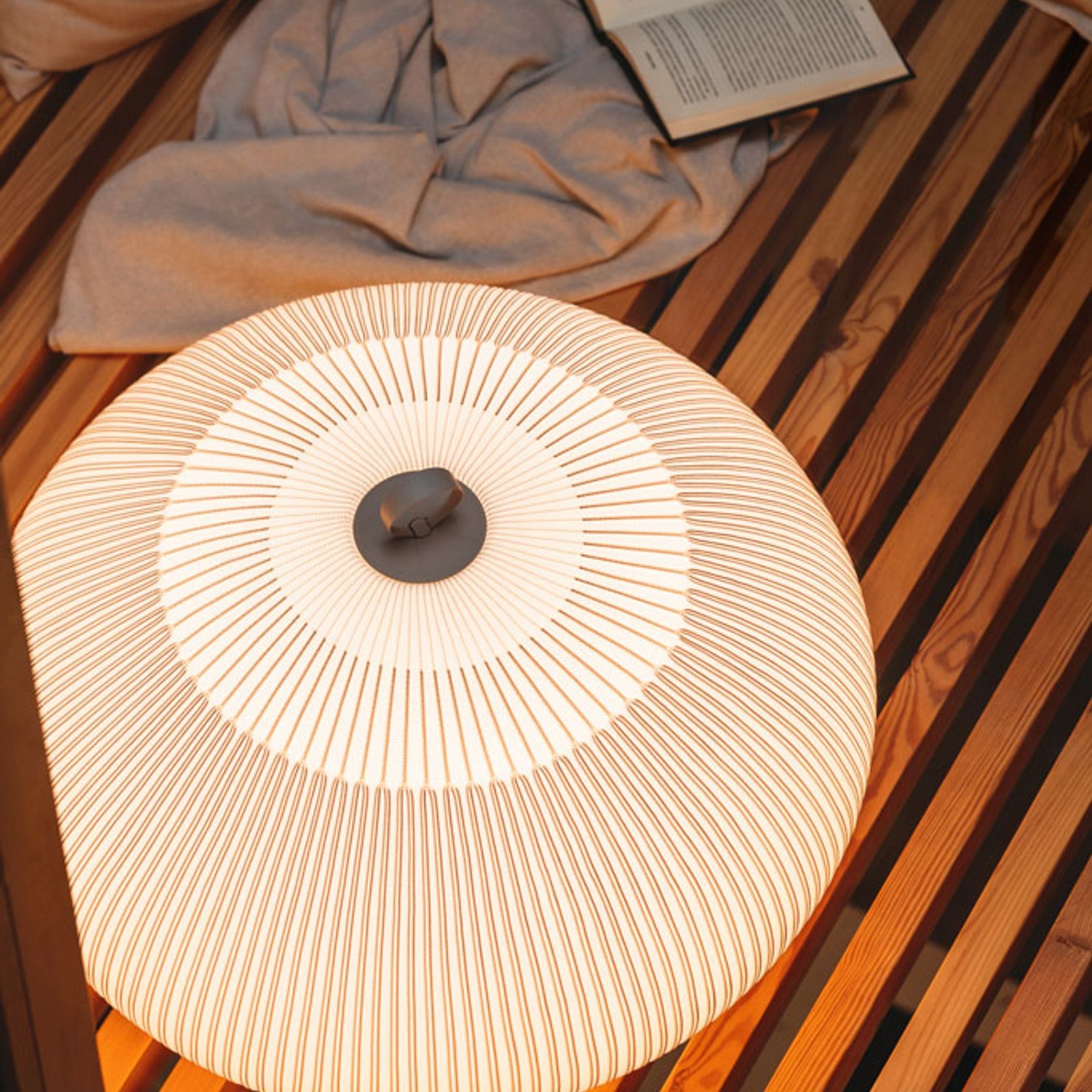 Knit Floor Lamp gallery detail image