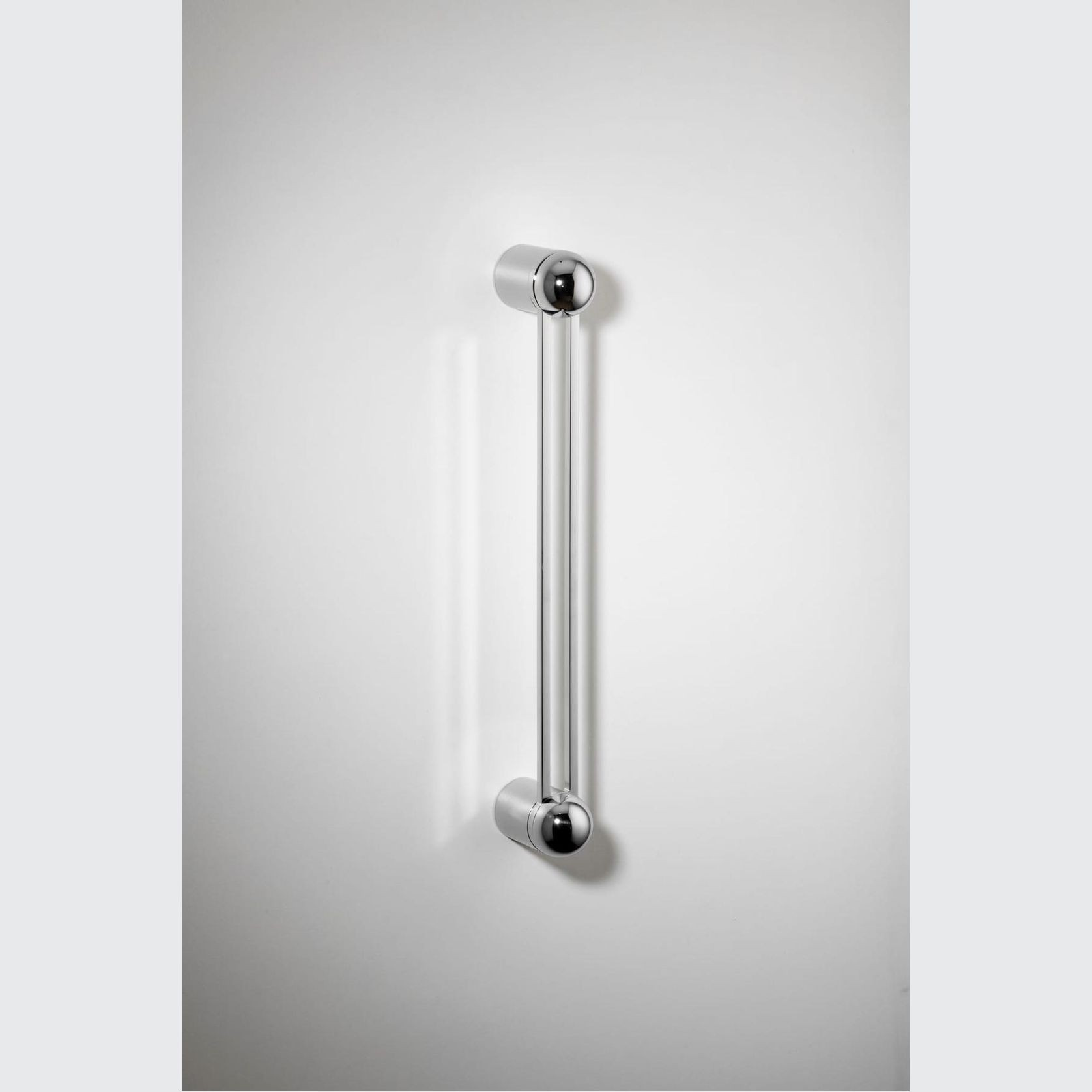 H04 Pull Handle Long gallery detail image