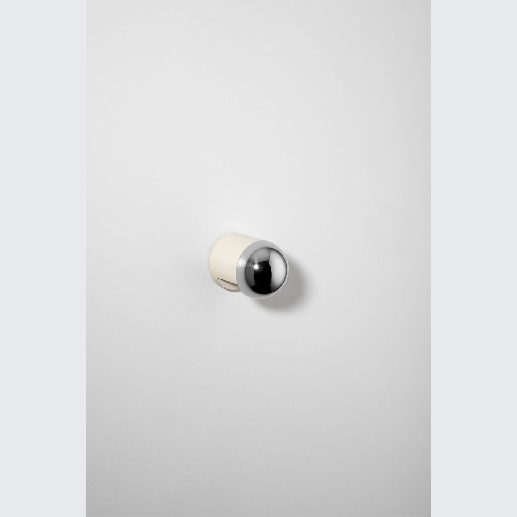 H05 Robe Hook/Cupboard Knob gallery detail image
