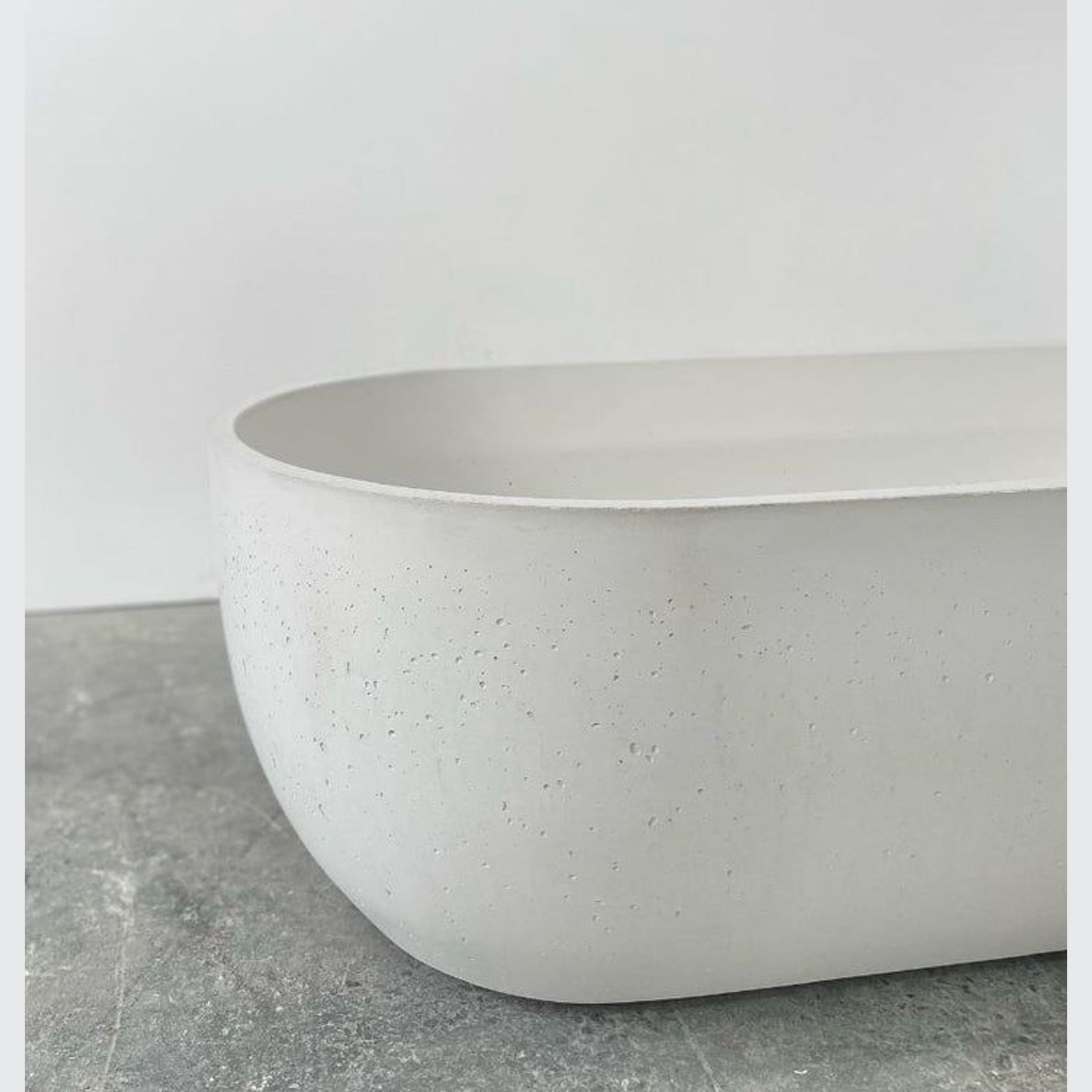 Concrete Republic Yakt Concrete Bath gallery detail image