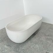 Concrete Republic Yakt Concrete Bath gallery detail image