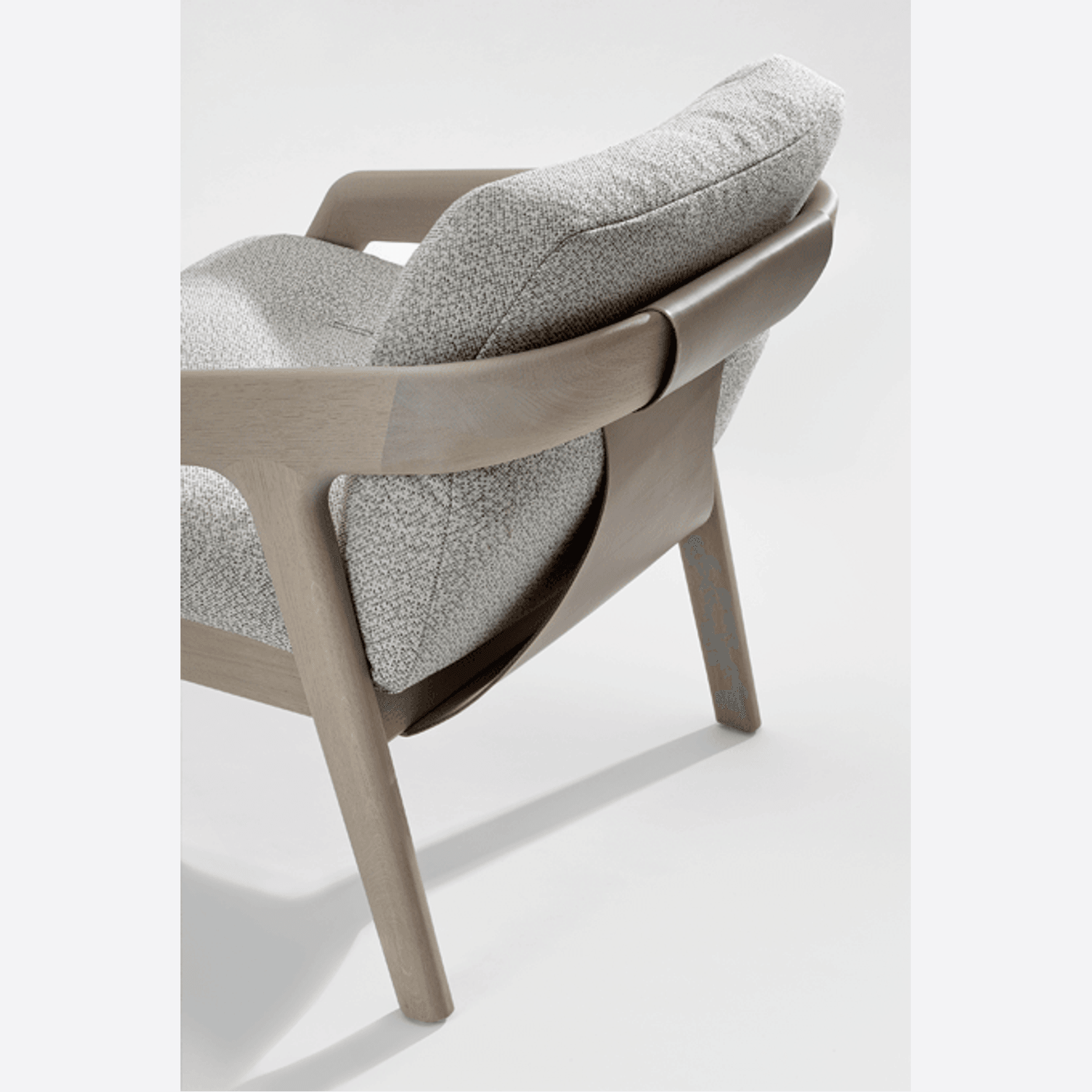 Friday Armchair by Zeitraum gallery detail image