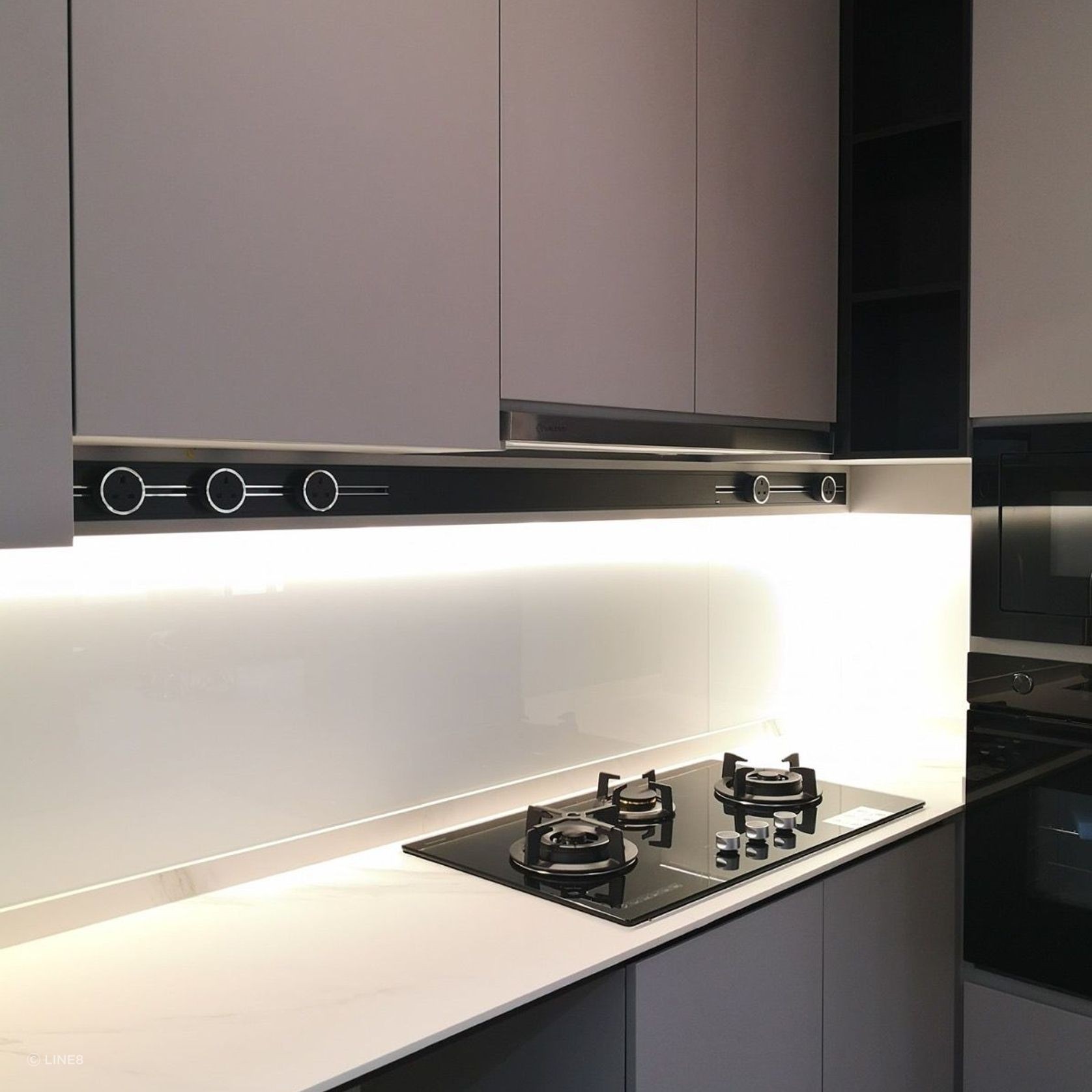 Line8 Power Track and Power Sockets gallery detail image