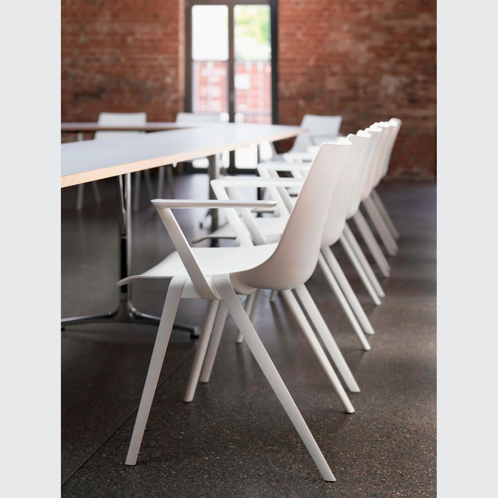 Aula Stackable Meeting and Side Chair gallery detail image