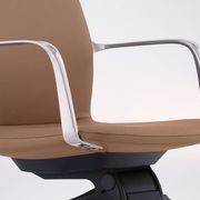 Acacia Exec 16 gallery detail image