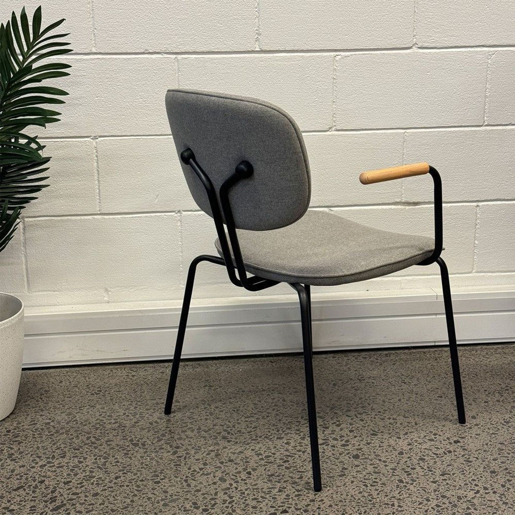 Bauhaus Chair gallery detail image