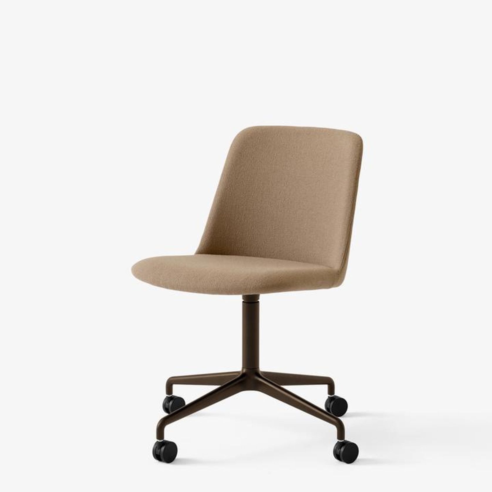 Rely HW23 Chair by &Tradition gallery detail image