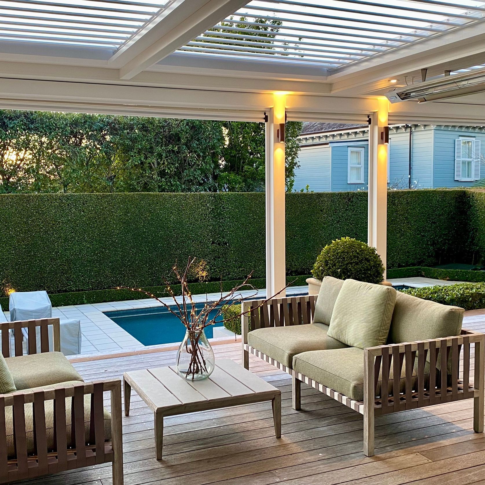 Locarno RLS200 Louvre Roof System gallery detail image