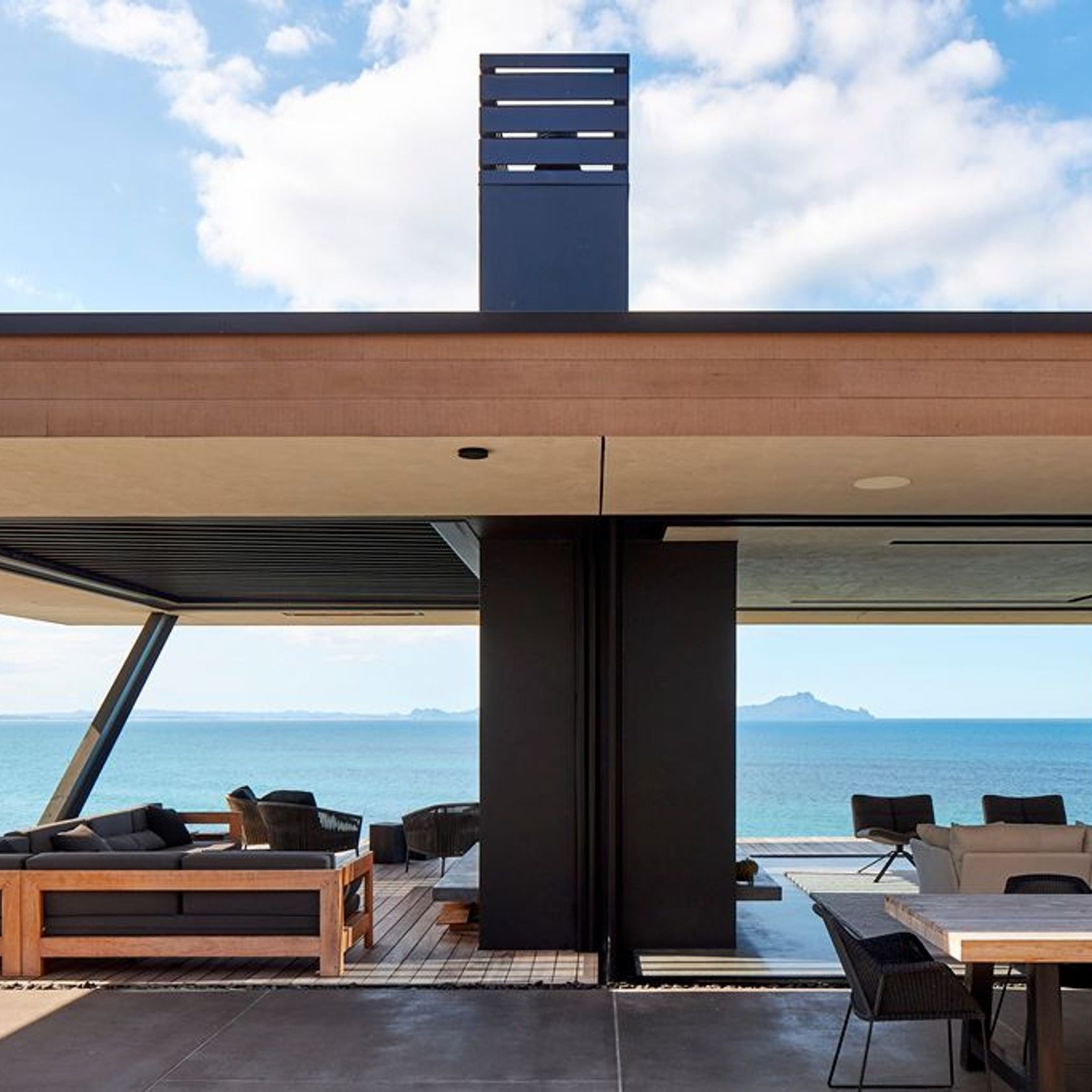 Louvretec Retractable Opening Roofs gallery detail image