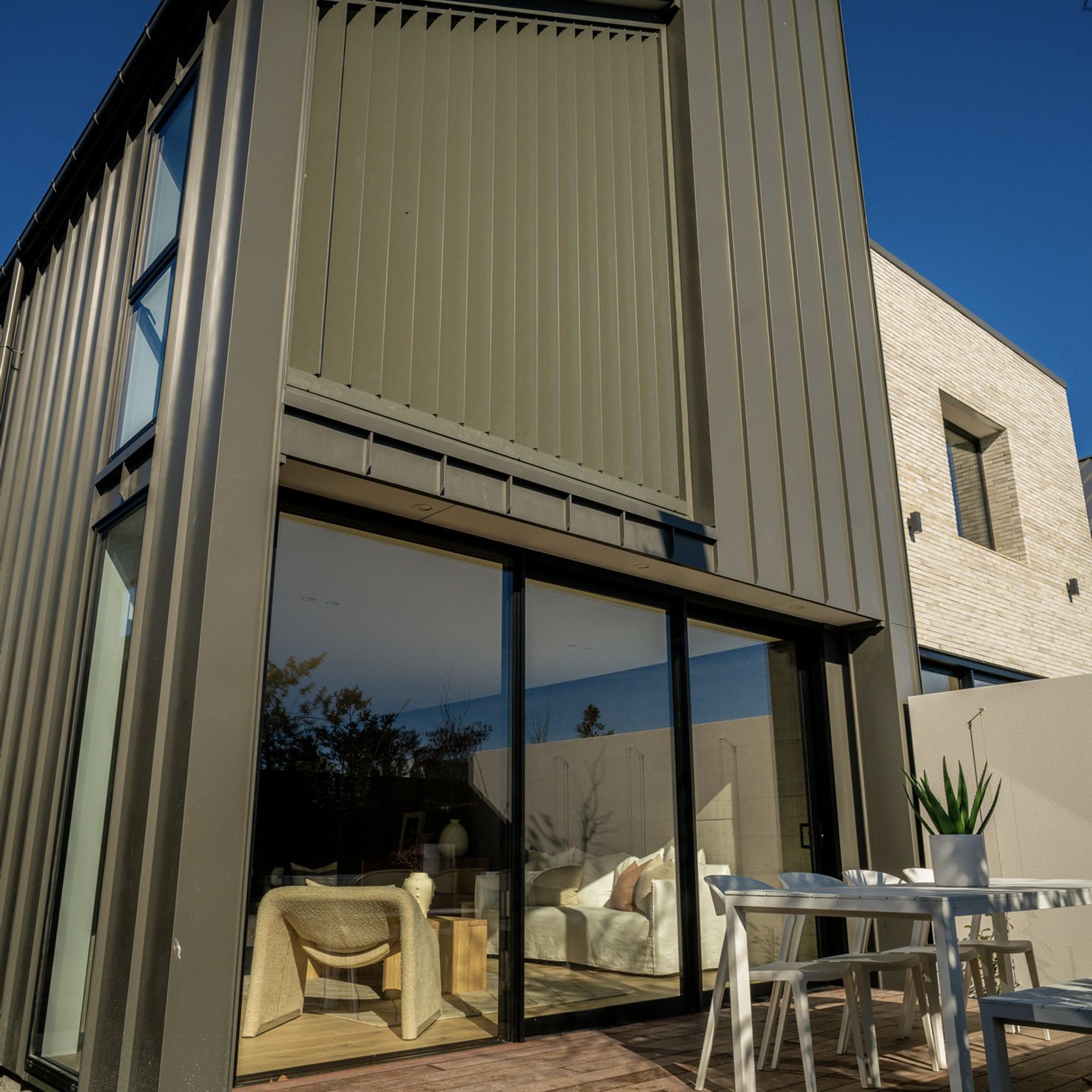 Facade Sky Louvre gallery detail image