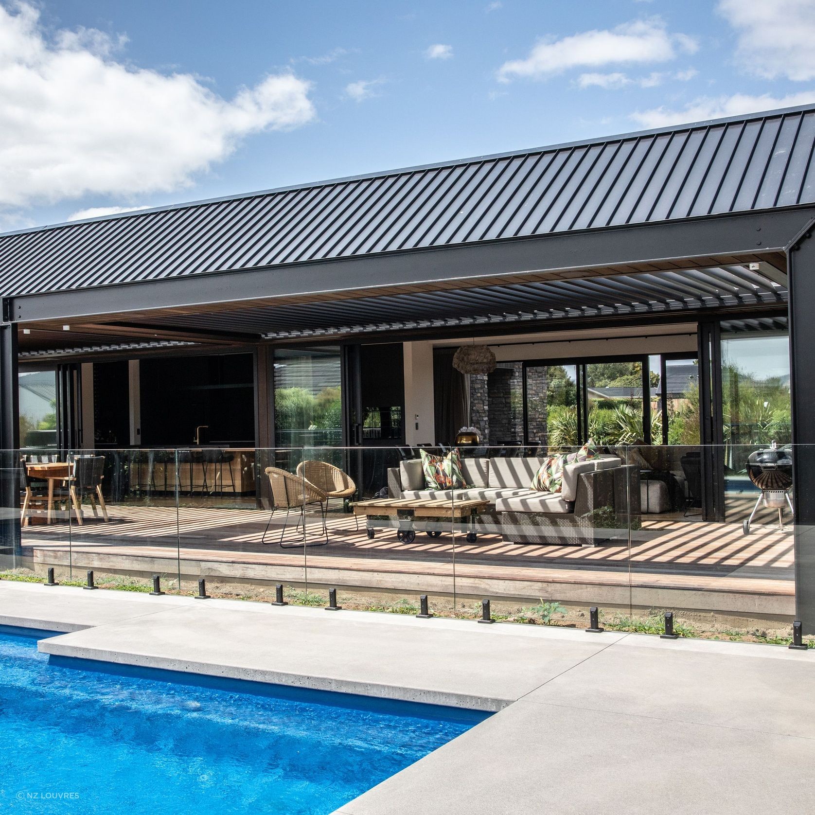 Louvre Opening Roof Systems gallery detail image
