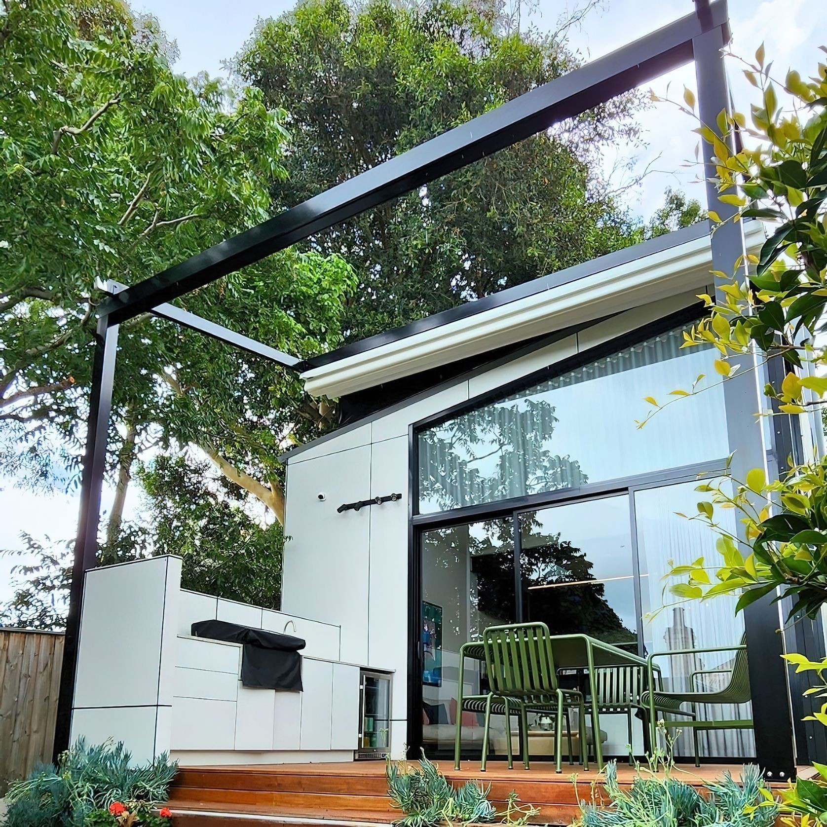 Med Evo Retractable Fabric Roof gallery detail image