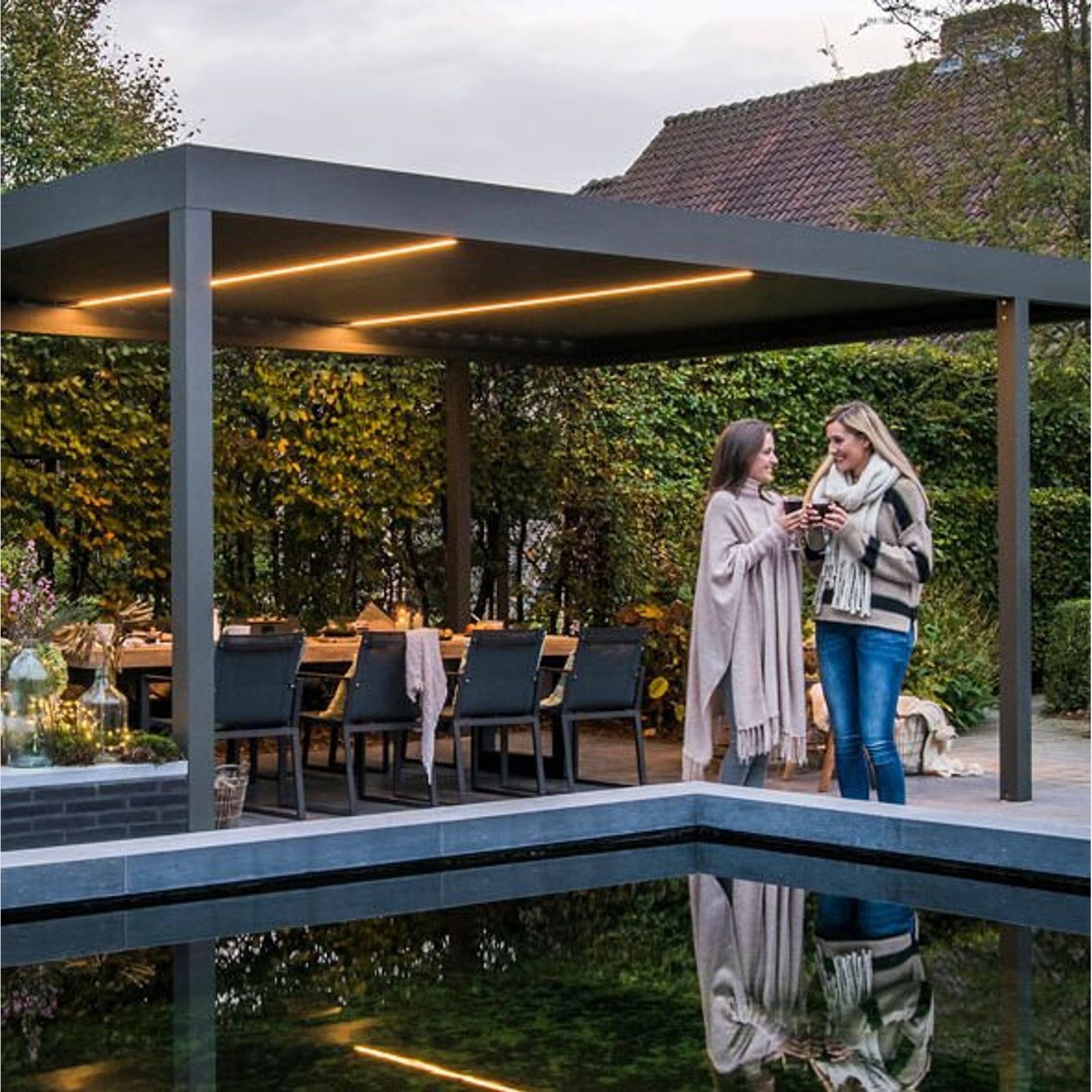 Camargue Louvred Roof gallery detail image