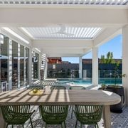 200 Suburban Opening Roof gallery detail image