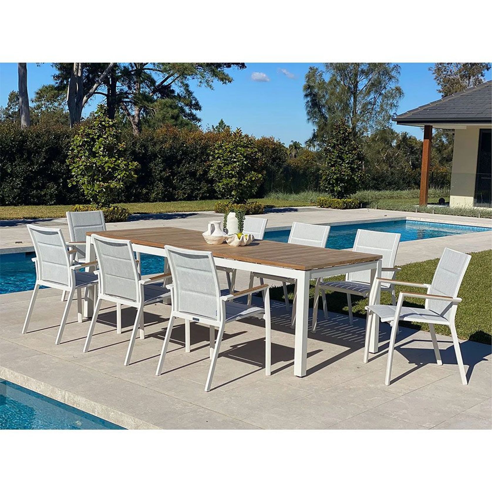 Barcelona Outdoor Table with 8 Sevilla Teak Chairs gallery detail image
