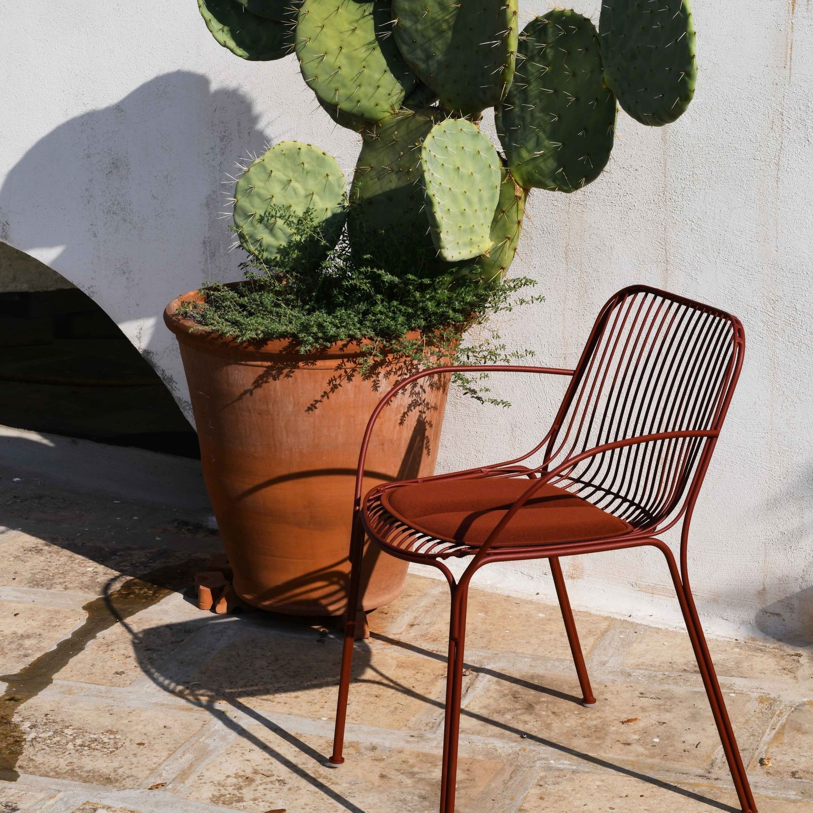 HiRay Chair with Arms gallery detail image