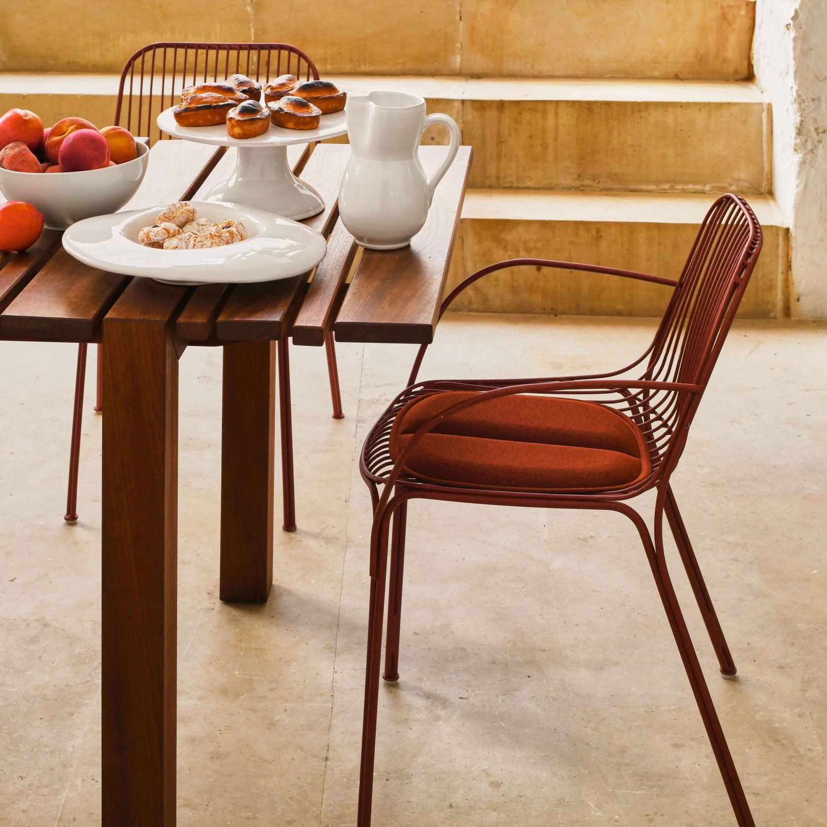 HiRay Chair with Arms gallery detail image