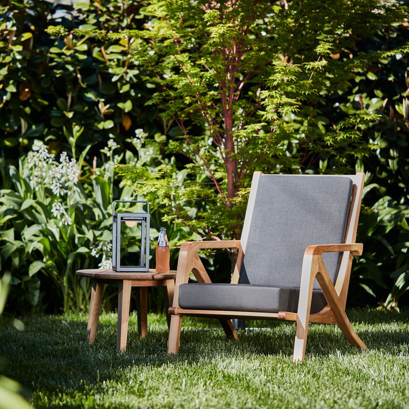 Una Teak Lounge Chair gallery detail image