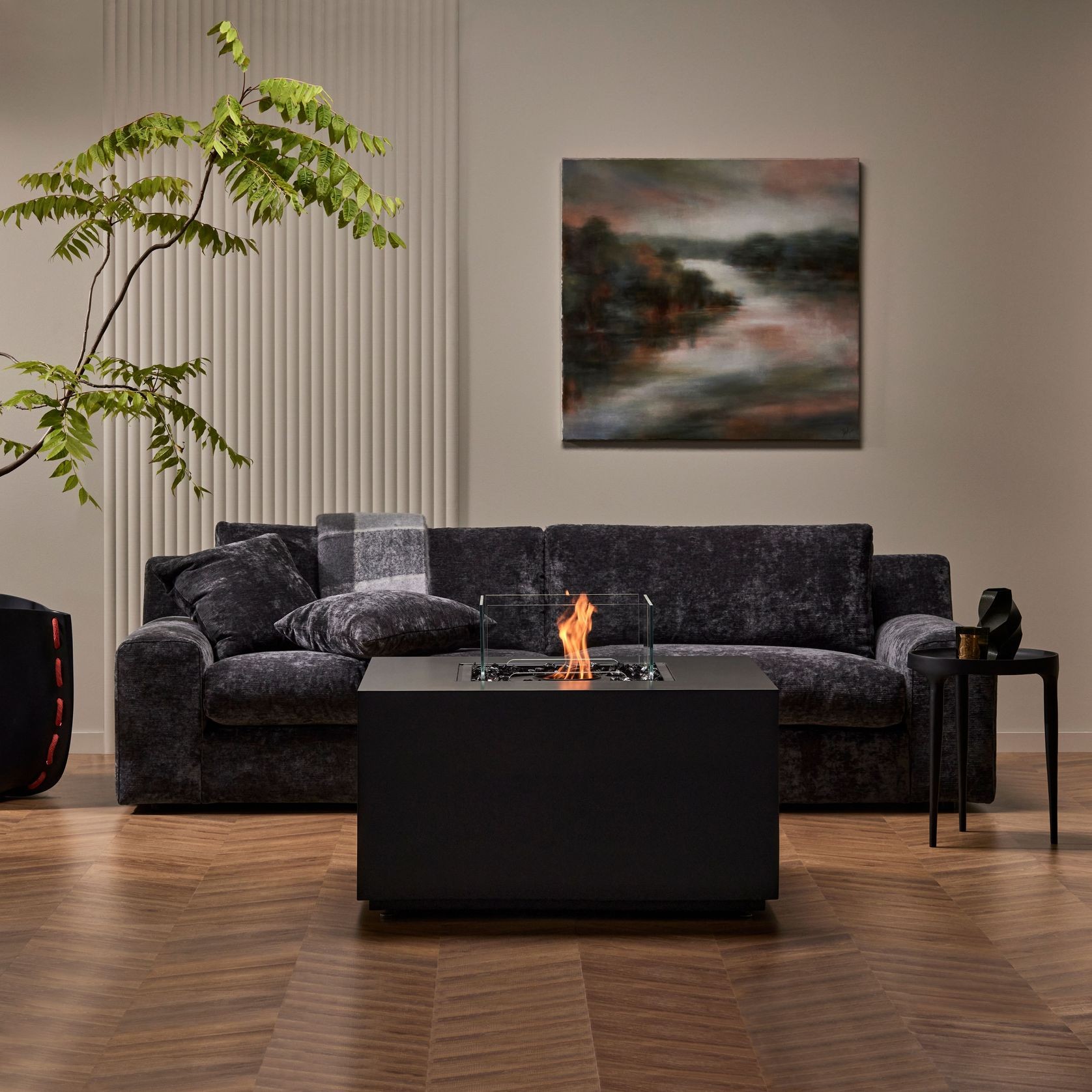 EcoSmart™ Chaser 38 Contemporary Fire Table gallery detail image