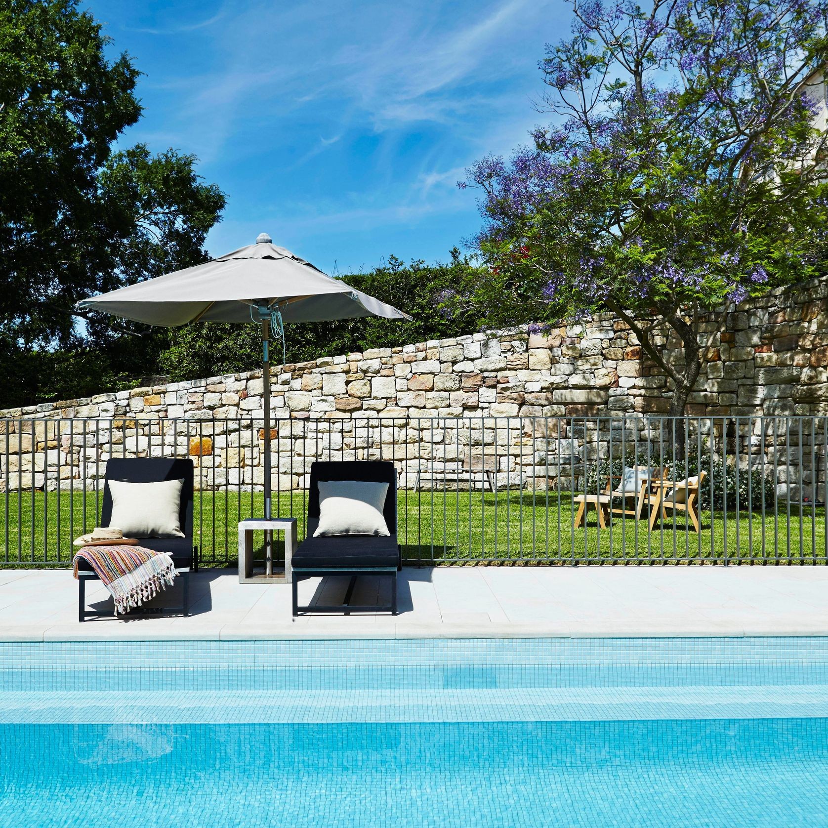 Nullica Outdoor Daybed Lounger gallery detail image