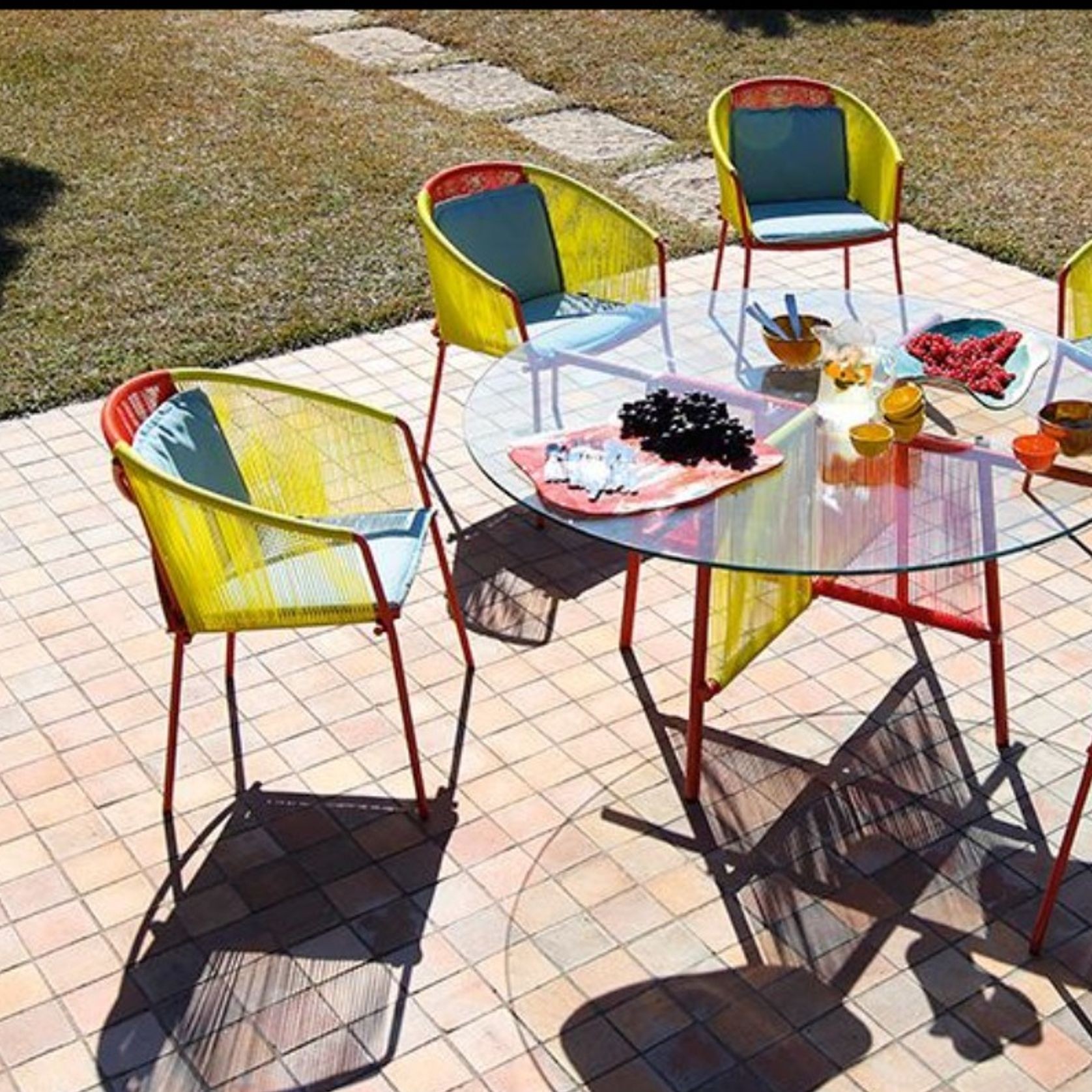 Traveler Outdoor Dining Armchair gallery detail image