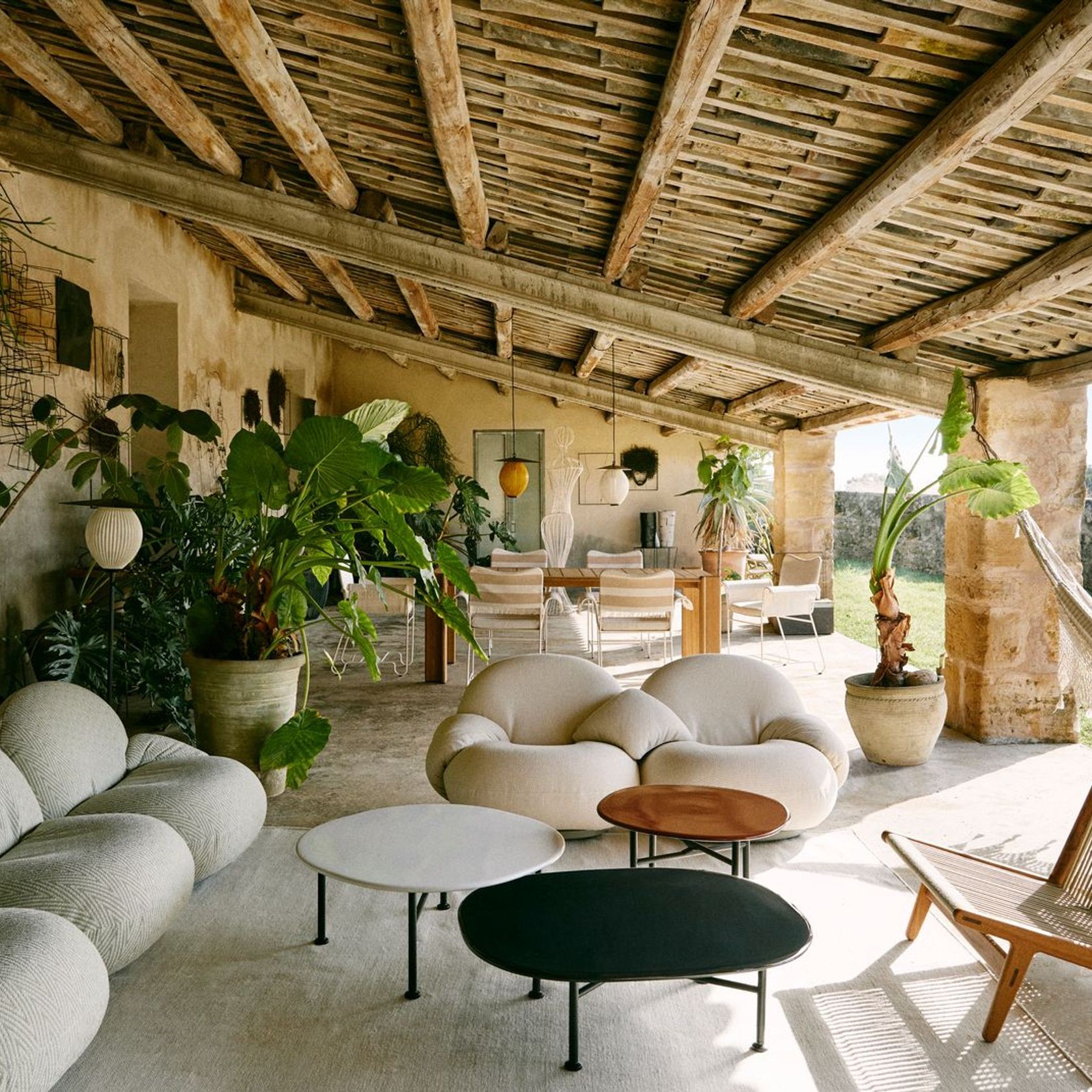 MR01 Initial Outdoor Lounge gallery detail image