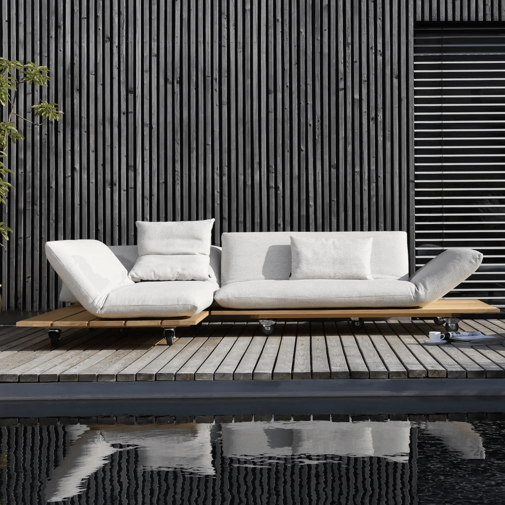 Akito Outdoor Sofa gallery detail image