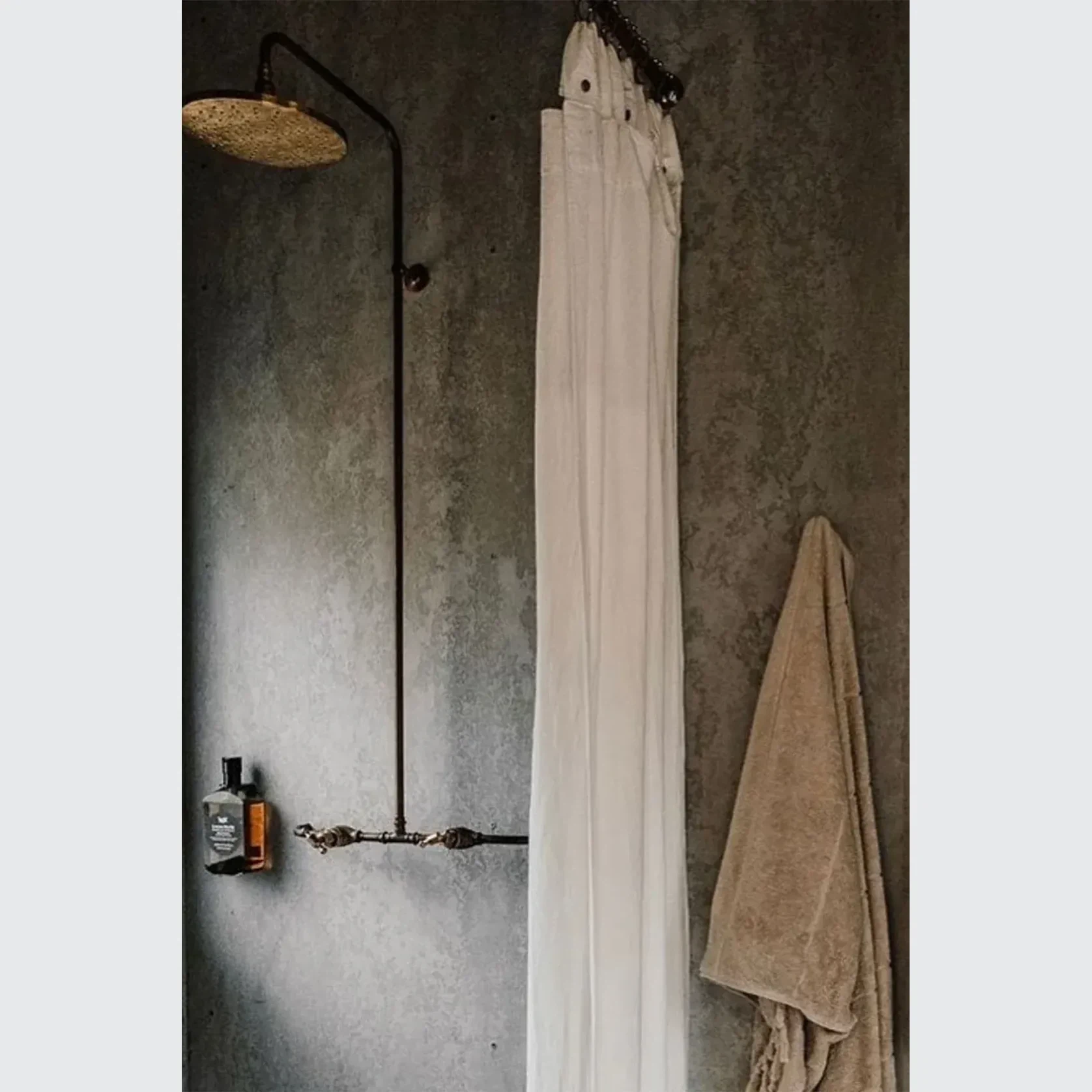 Noosa Wall Mount Outdoor Shower | Hot+Cold | Brass gallery detail image