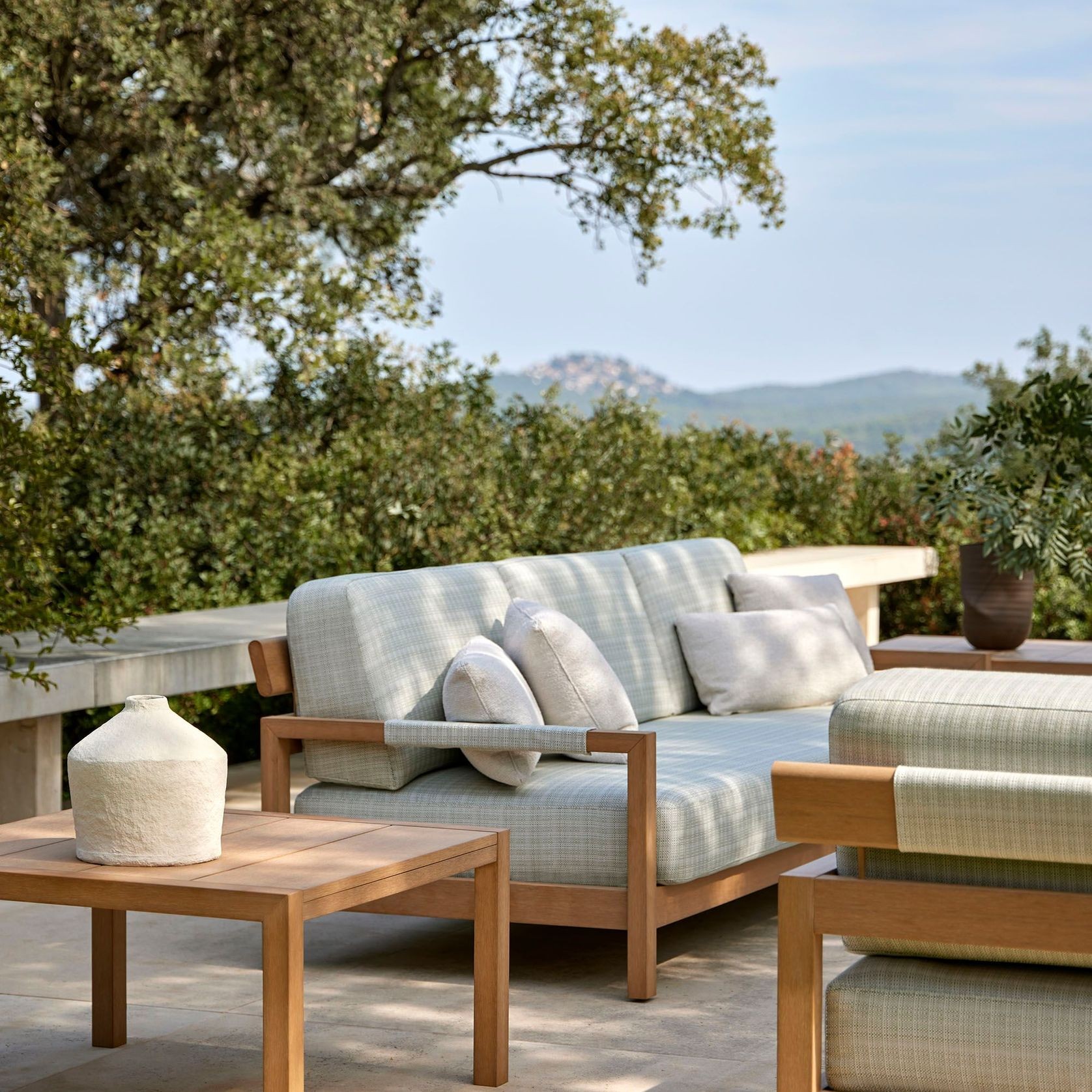 Kubik Outdoor TechTeak 3 Seater Sofa gallery detail image