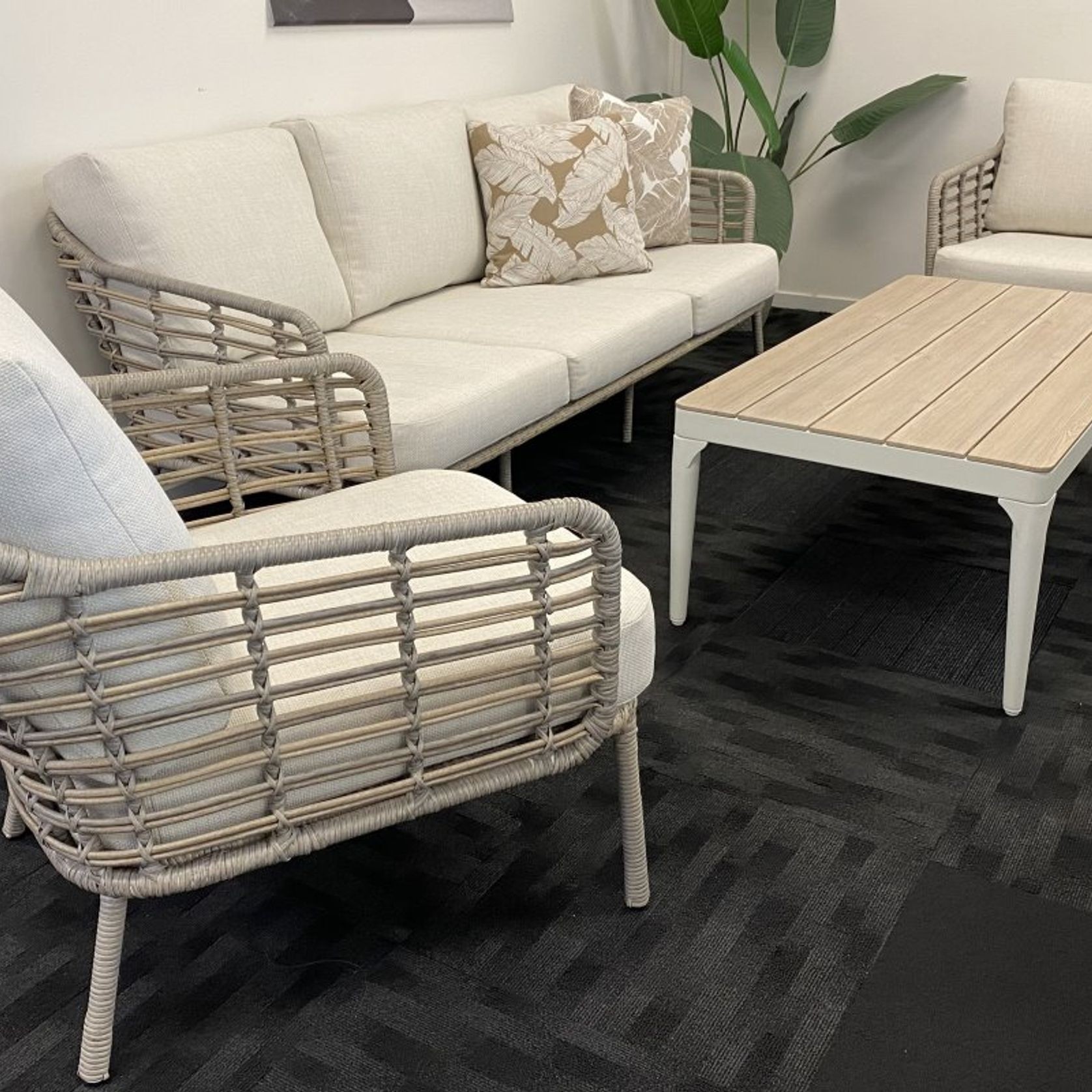 Belmore 4pc Outdoor Lounge Set gallery detail image