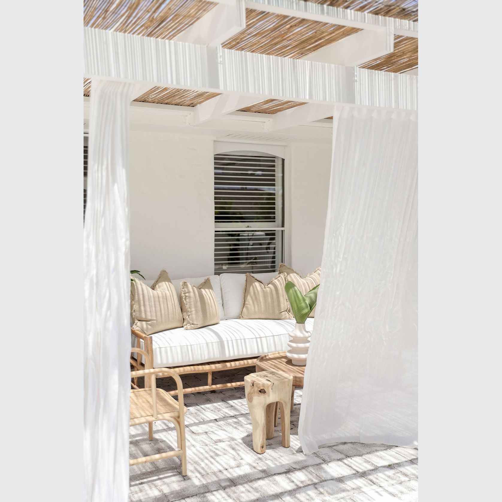 Cali Small Teak Lounge 165cm gallery detail image