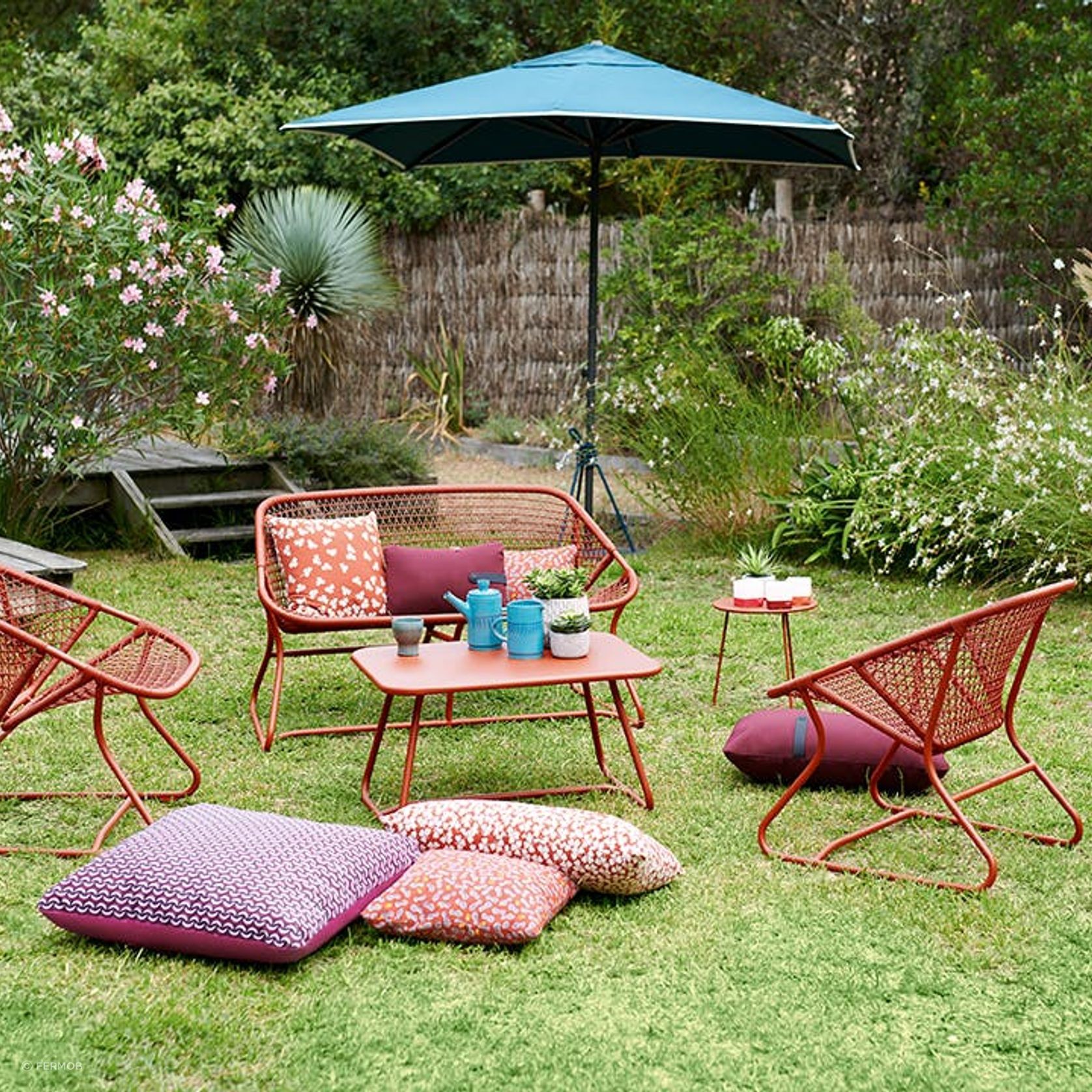 Sixties Bench by Fermob gallery detail image