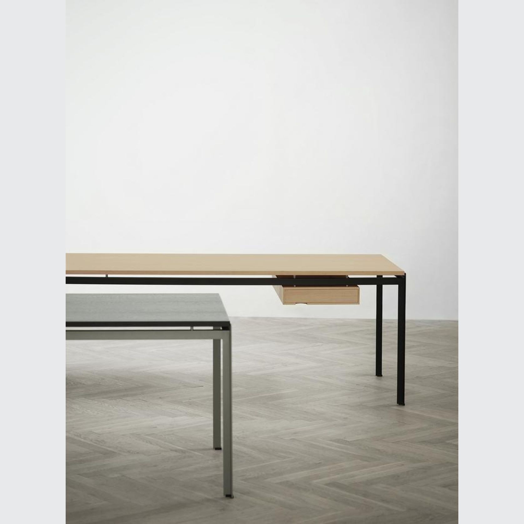 PK52A Student Desk Carl Hansen & Søn gallery detail image