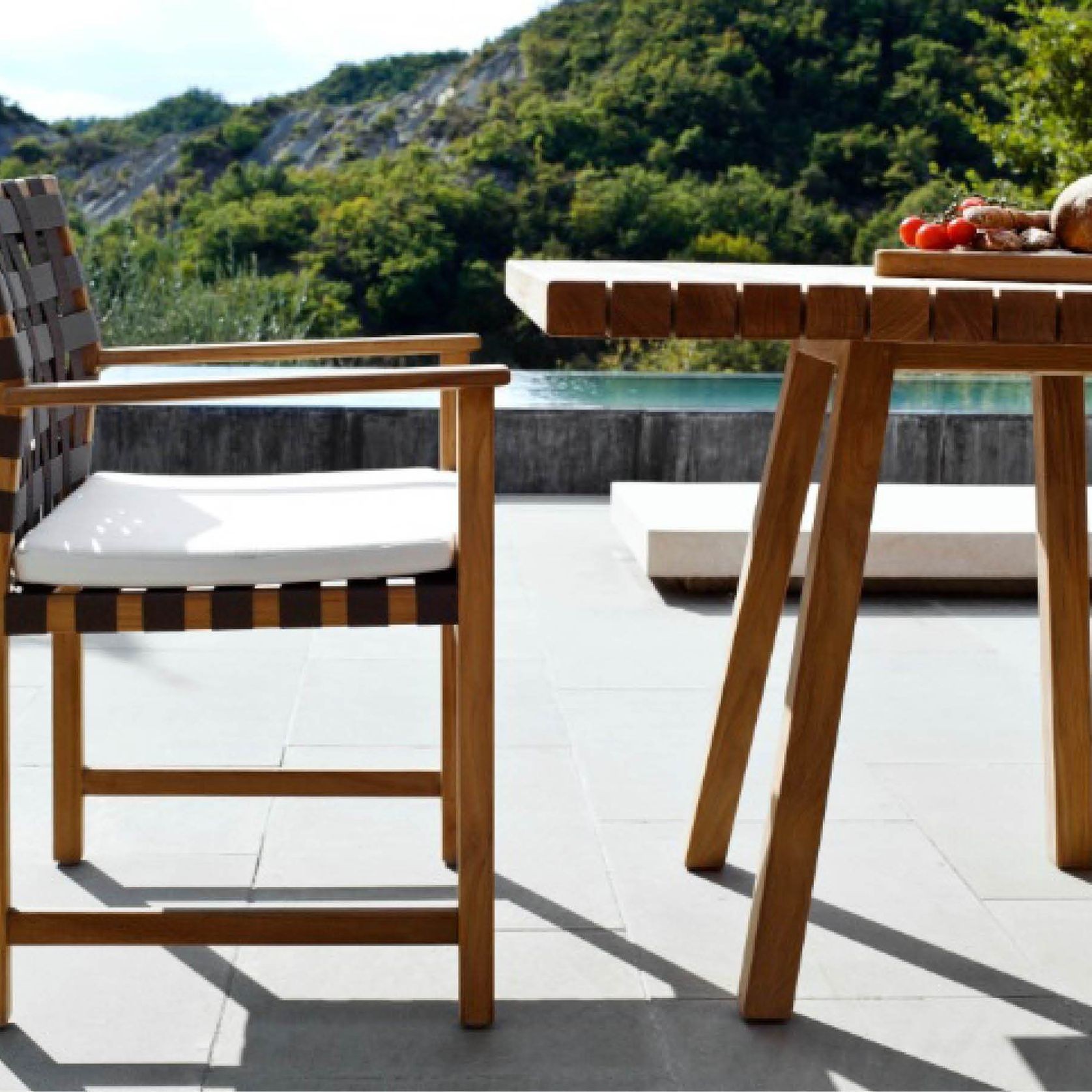 Vis a Vis | Tables gallery detail image