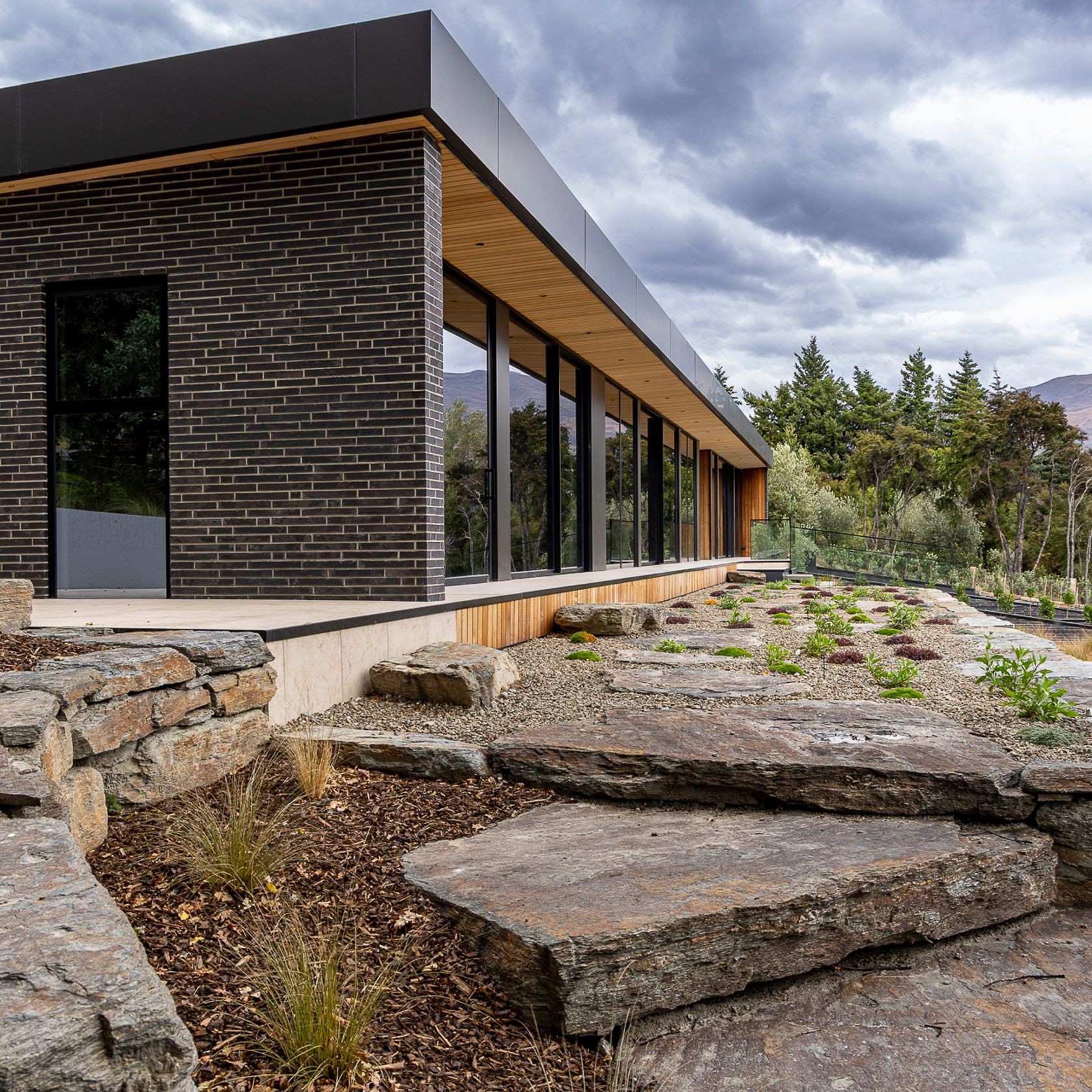 Flagstones and Large Format Paving gallery detail image