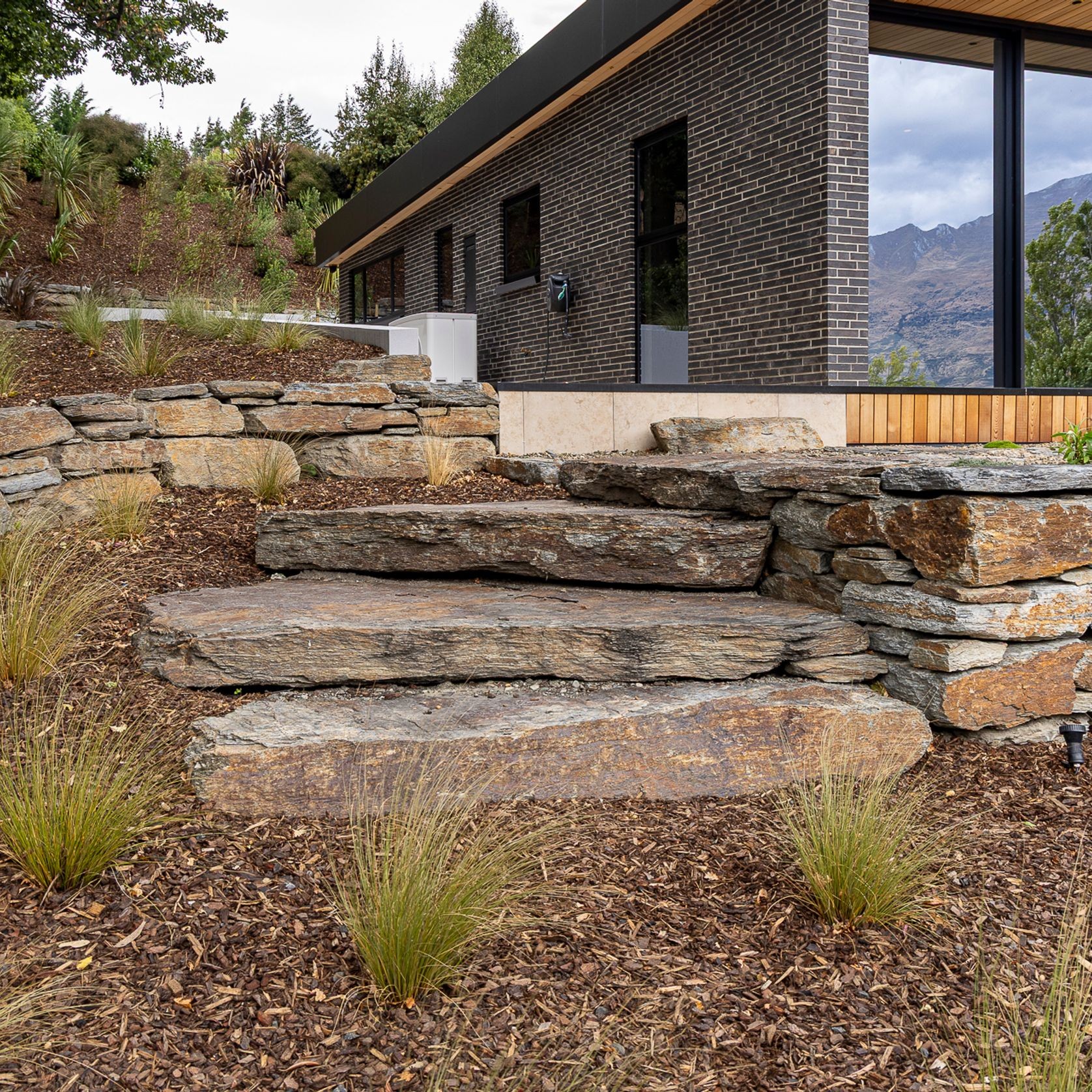 Flagstones and Large Format Paving gallery detail image