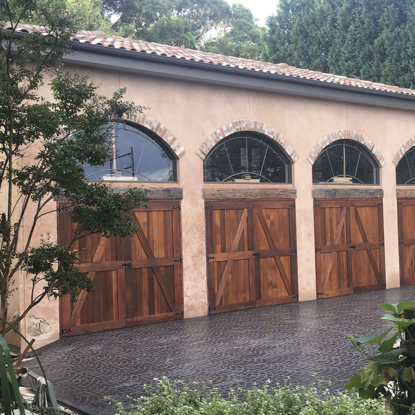 Charcoal Granite Cobblestones gallery detail image